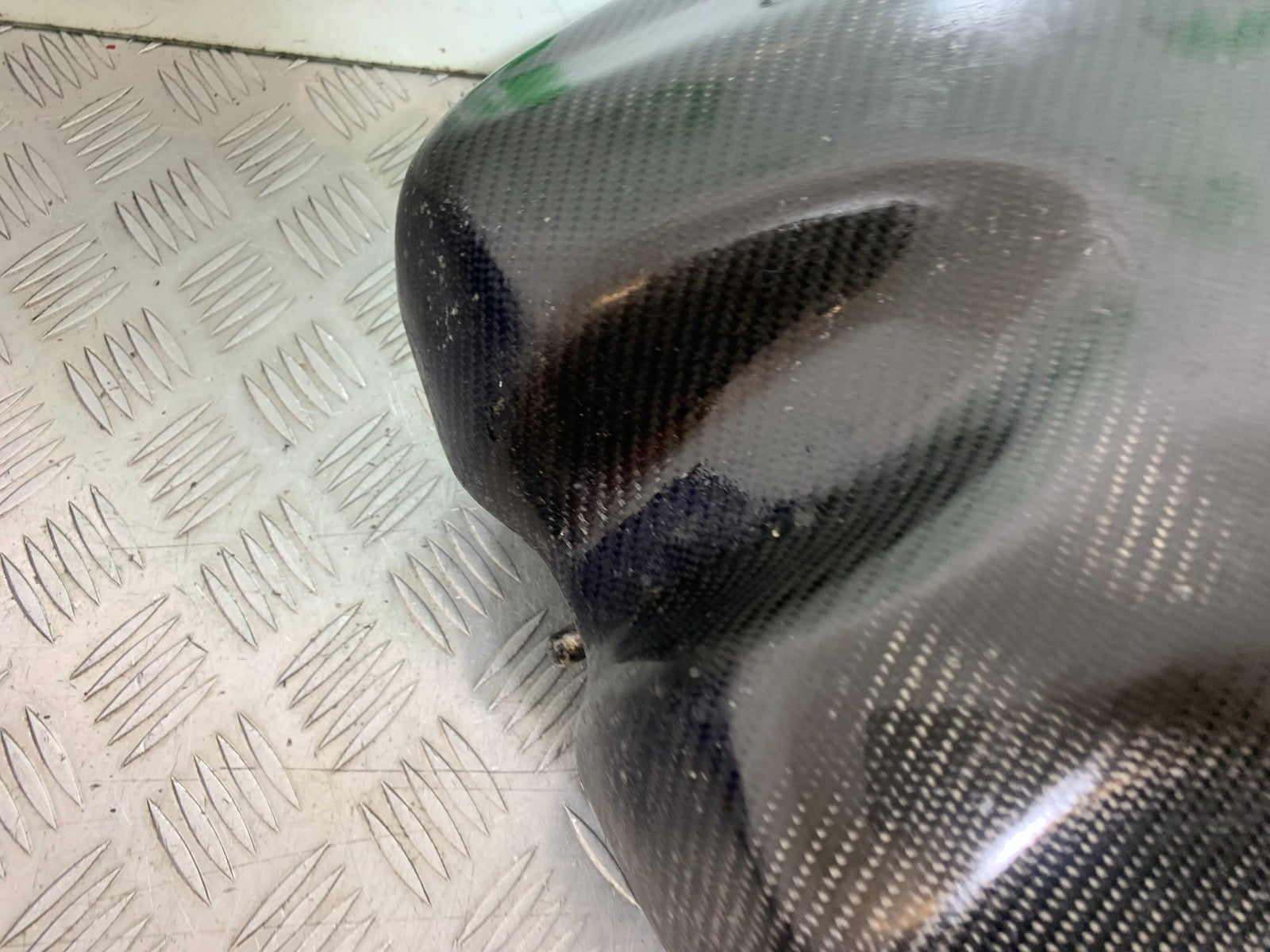 DUCATI 996 SPS 748 916 998 PETROL TANK (CARBON COVER)  1999-2000 (CMB1209)