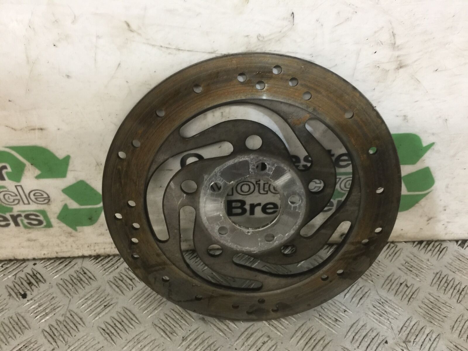 HARLEY DAVIDSON FAT BOB FXDF REAR BRAKE DISC   YEAR 2009  (STOCK 806)