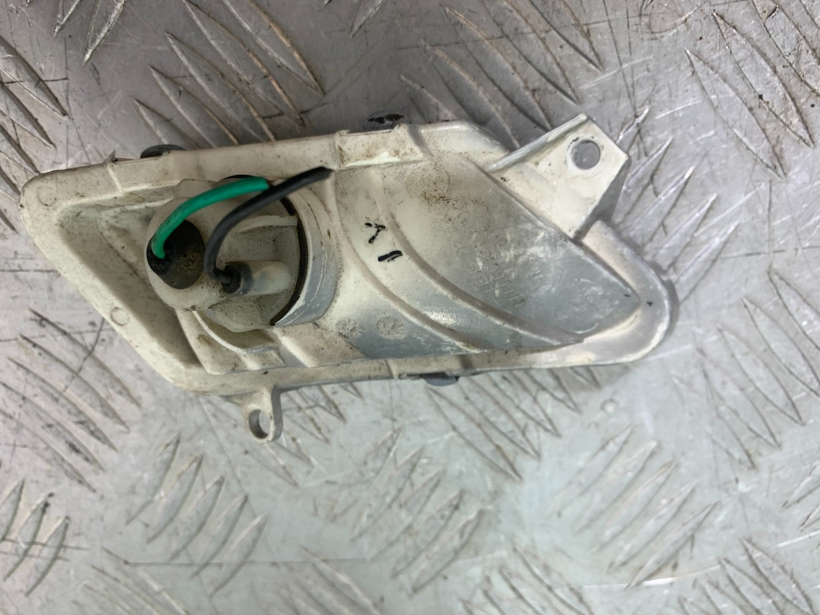 YAMAHA XMAX 250 XMAX 250 FRONT INDICATOR  YEAR 2006-09 (CMB1201)