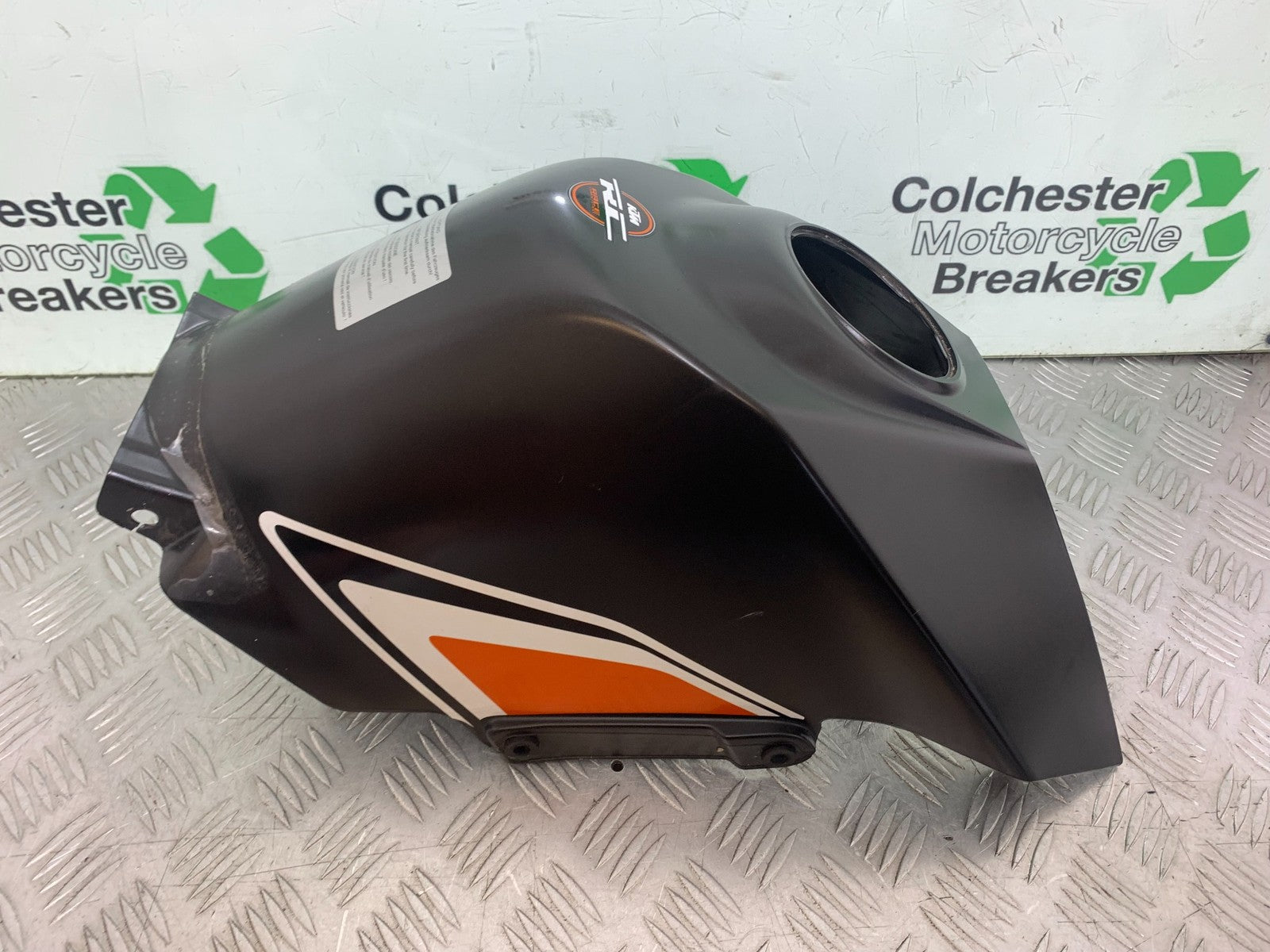 KTM RC125 RC 125 PETROL TANK COVER 2014 2017 (CMB1199)