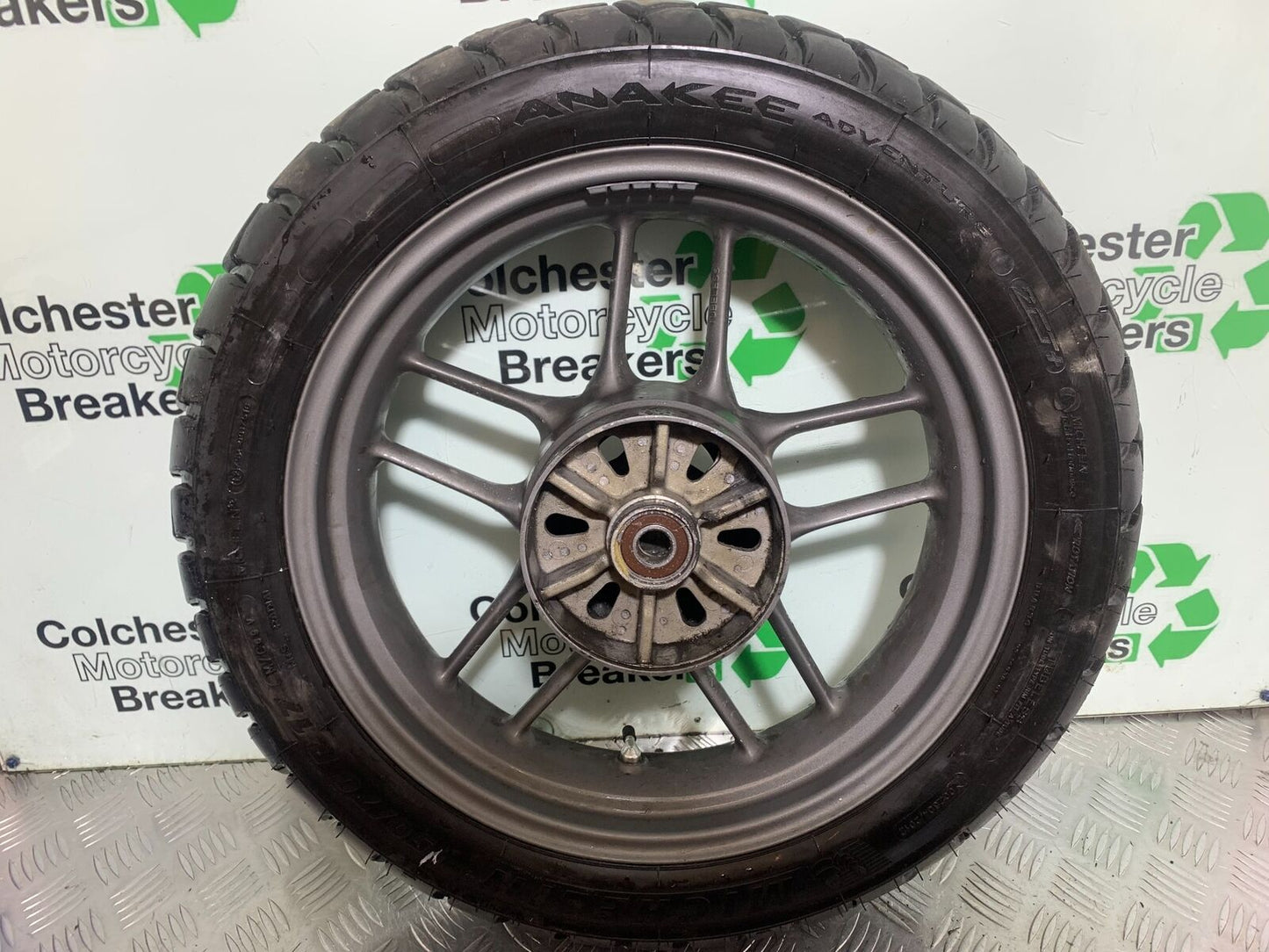 TRIUMPH TIGER 800 REAR WHEEL   YEAR 2011-2014 (CMB1113)