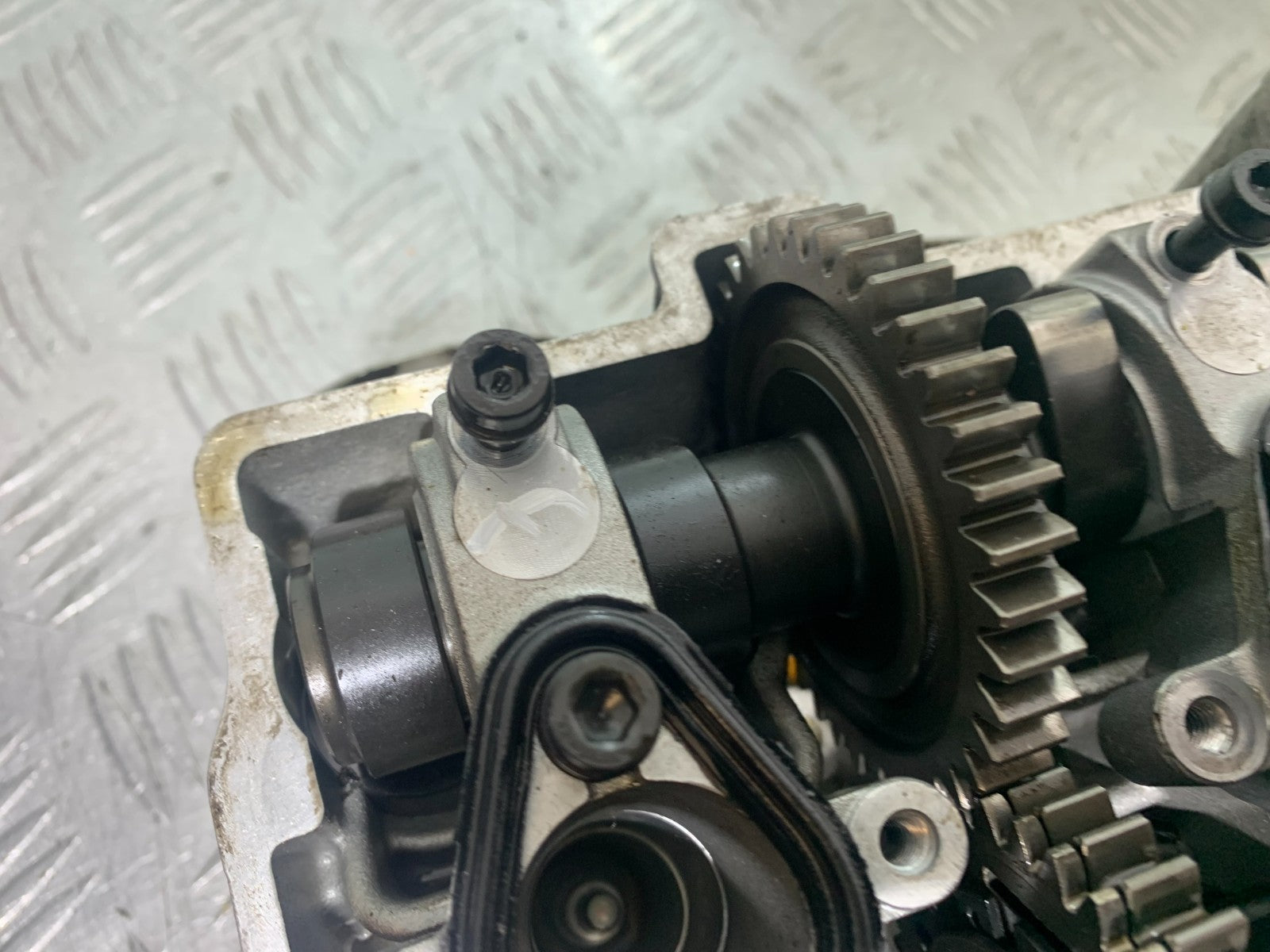 APRILIA TUONO 1000 V4R FRONT CYLINDER HEAD  YEAR 2011-13  (CMB1316)