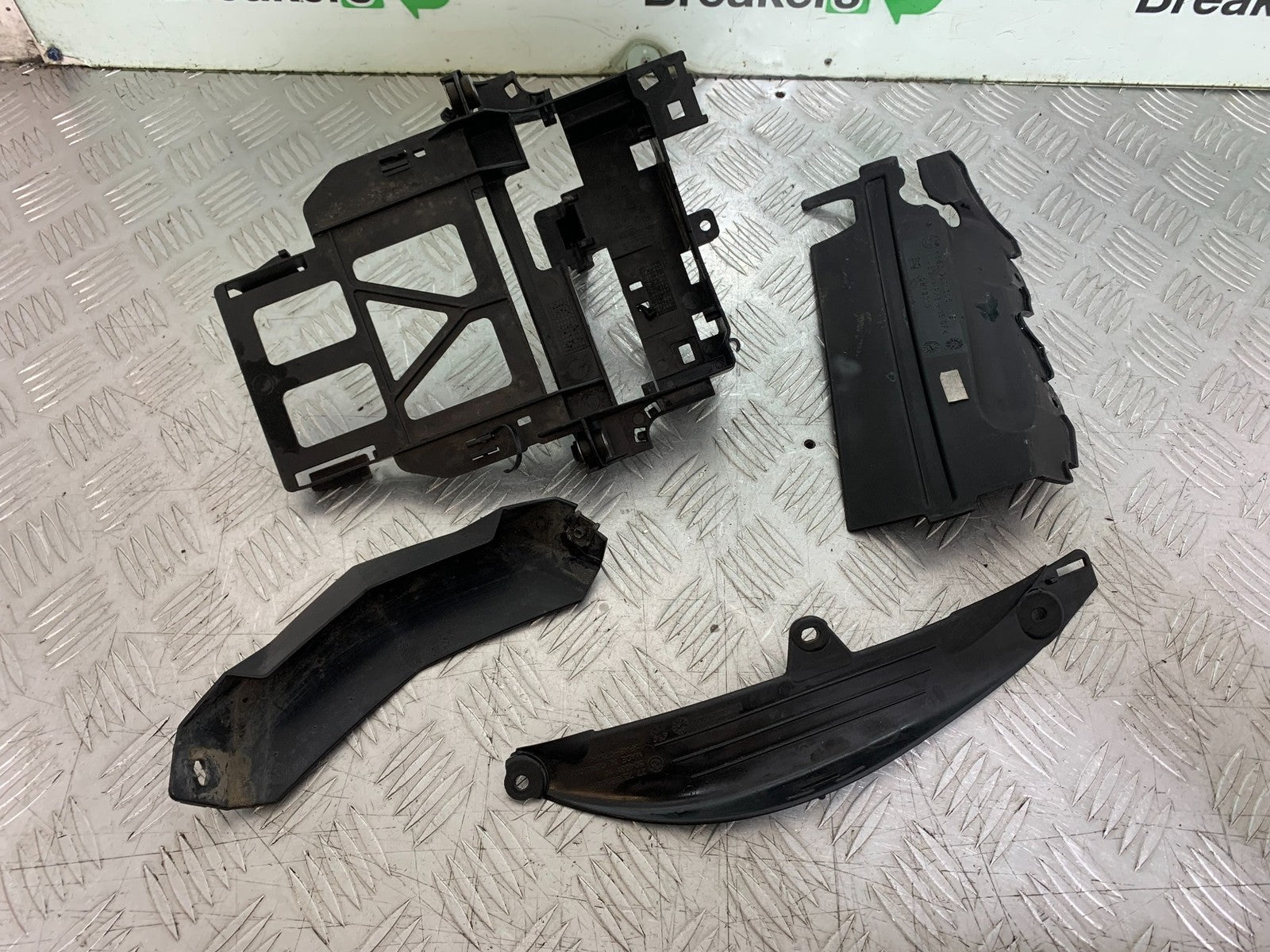 BMW F800 GT INFILL PANELS  YEAR 2013-2017 (CMB1248)