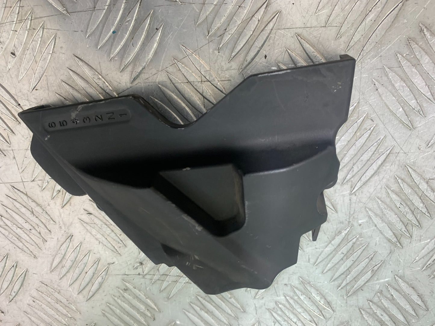 TRIUMPH TIGER 800 XRT SPROCKET COVER   2018-2020 (CMB1193)
