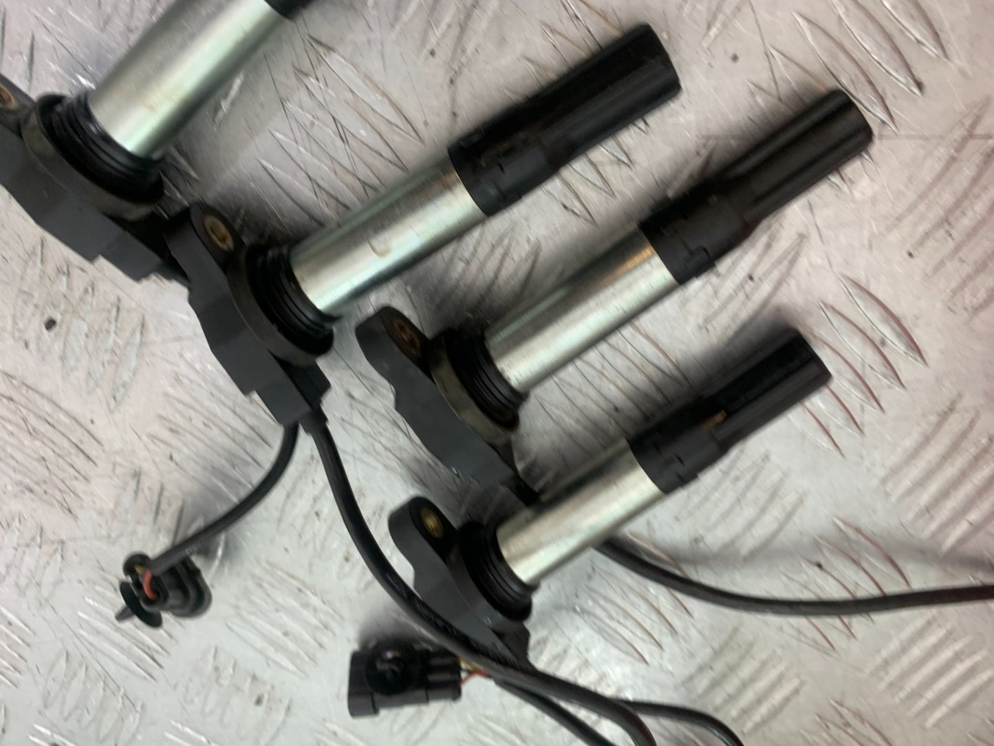 APRILIA TUONO 1000 V4R COILS AND CAPS   YEAR 2011-13  (CMB1331)