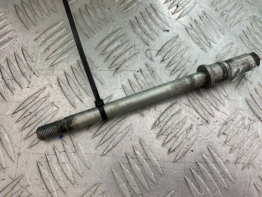 HONDA XL125 VARADERO FRONT WHEEL SPINDLE   YEAR 2001-2006  (CMB1304)