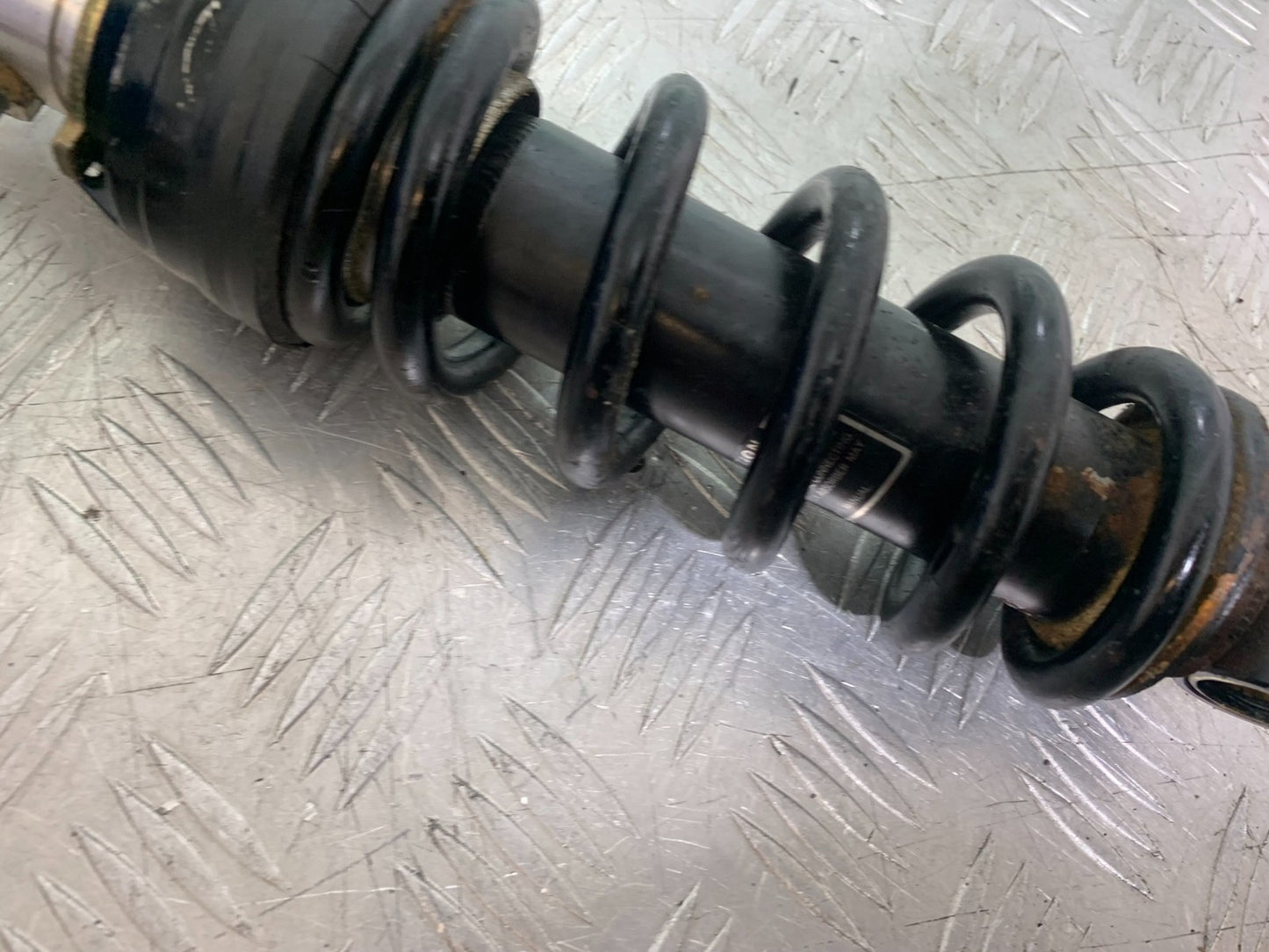 TRIUMPH TROPHY 900 REAR SHOCK YEAR 1991-95 (CMB1251)