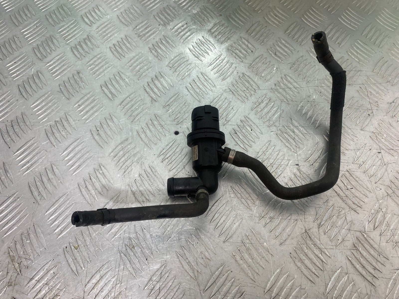 BMW R1200 R 1200 GS THERMOSTAT  YEAR 2013-2016 (CMB1257)