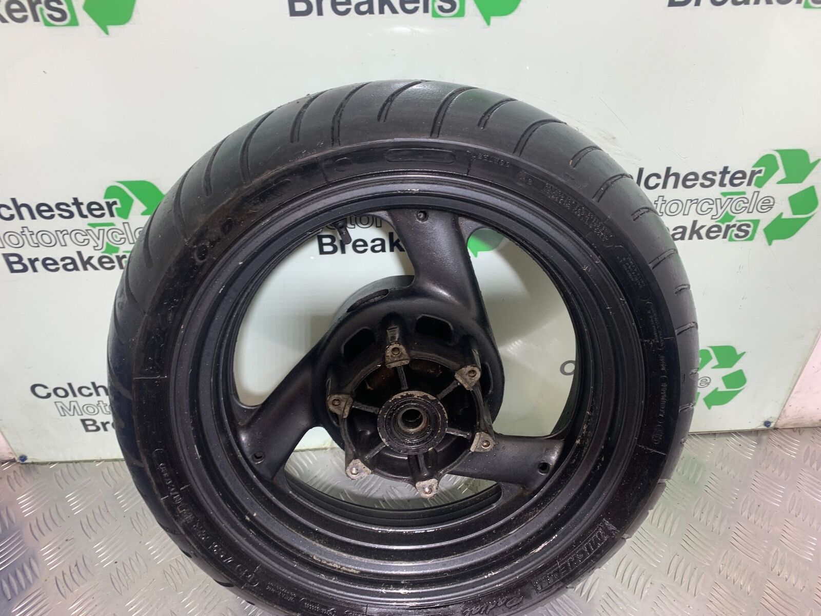 YAMAHA XJR1300 XJR 1300 REAR WHEEL  YEAR 1999-2003 (CMB1055)
