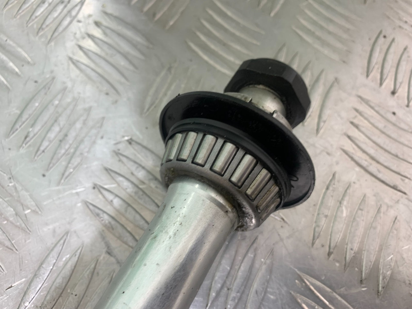 TRIUMPH 675 STREET TRIPLE BOTTOM YOKE  2013-2016 (CMB1186)