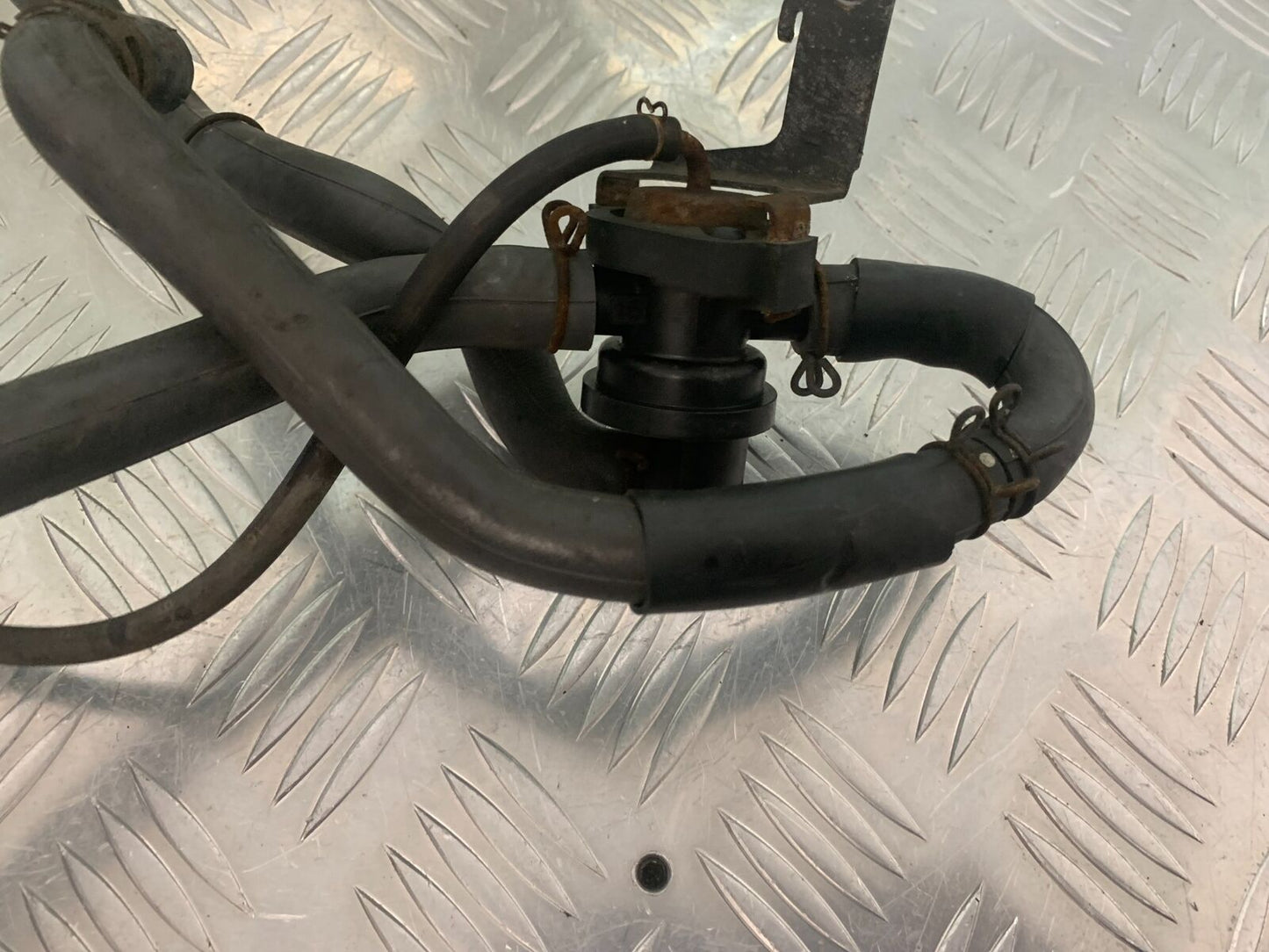 HONDA XL650 V TRANSALP AIR VALVE YEAR 2001-2006 (STOCK 975)
