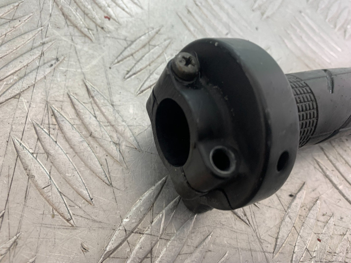 HONDA CBR1000 rr FIREBLADE THROTTLE AND GRIP  2008-2011 (CMB1253)