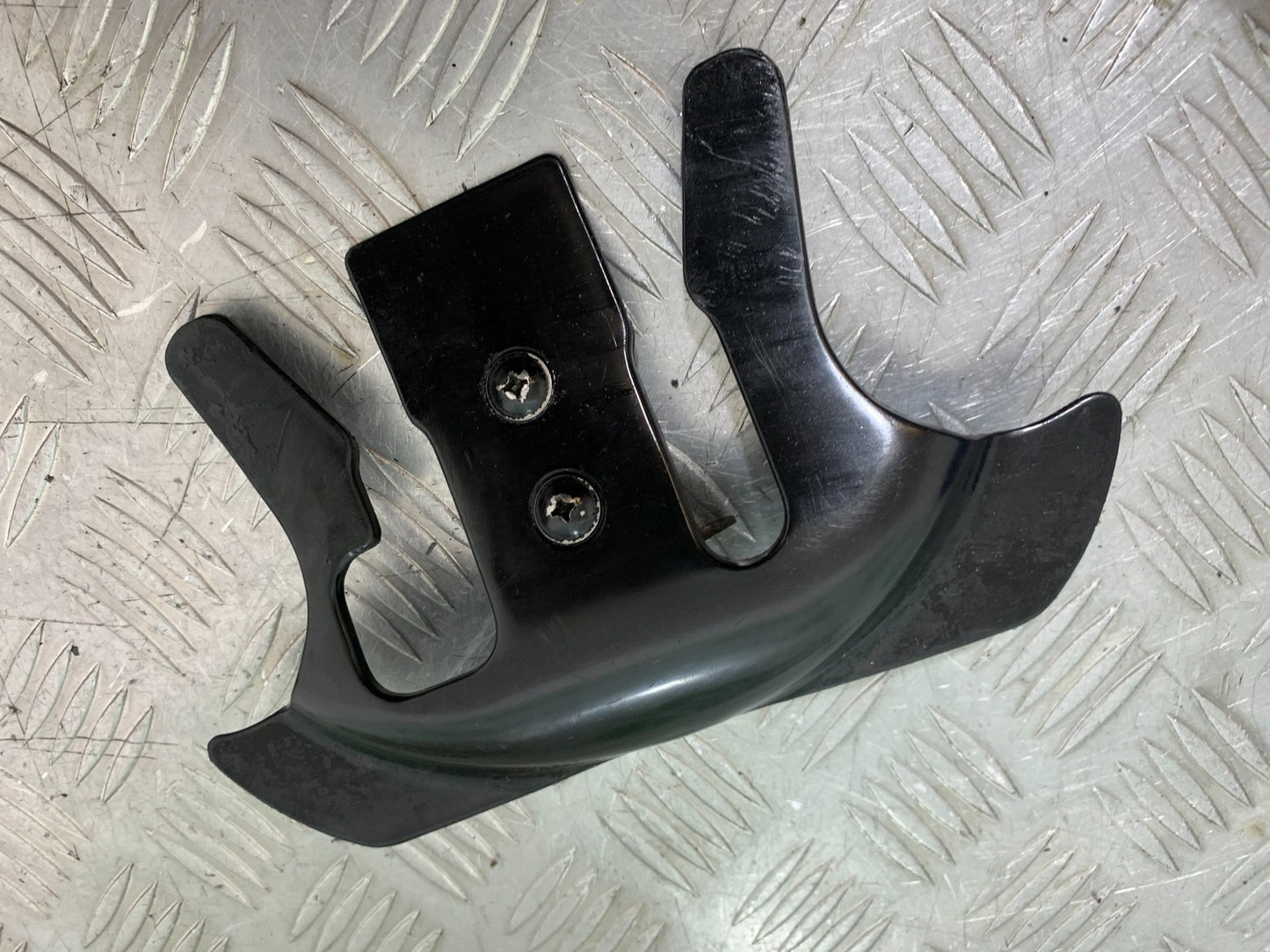 KAWASAKI ZZR1100 D YOKE INFILL PANEL  YEAR 1993-2001 (CMB1189)