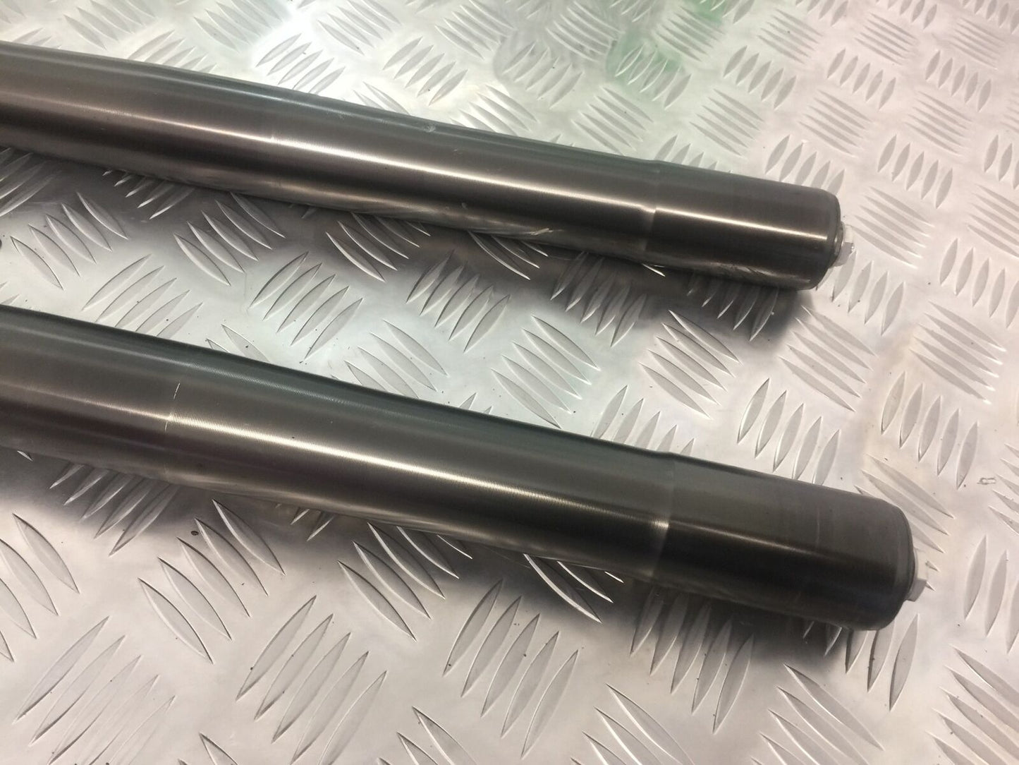 KAWASAKI Z1000 SX FORKS  YEAR 2011-13 (STOCK 911)