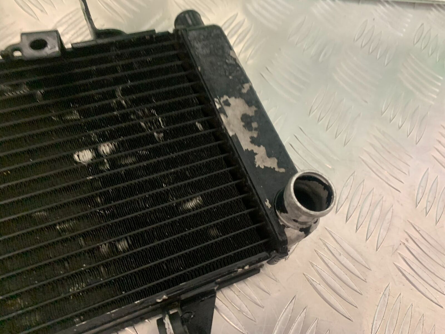 SUZUKI SV1000 SV 1000 K3 RADIATOR YEAR 2004 (STOCK 970)