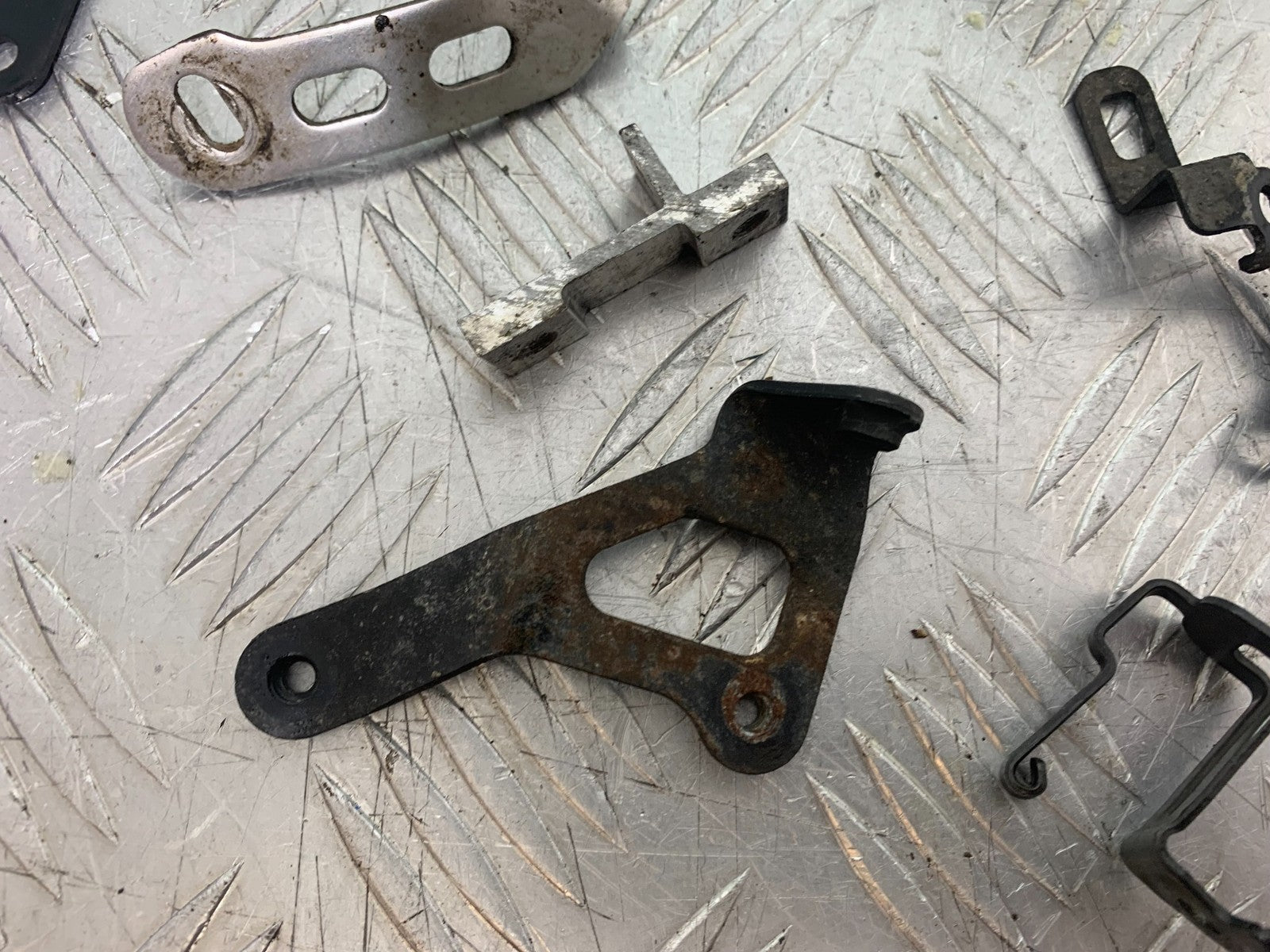 YAMAHA YZF R1 4C8 FRAME BRACKETS   YEAR 2007-2008 (CMB1237)