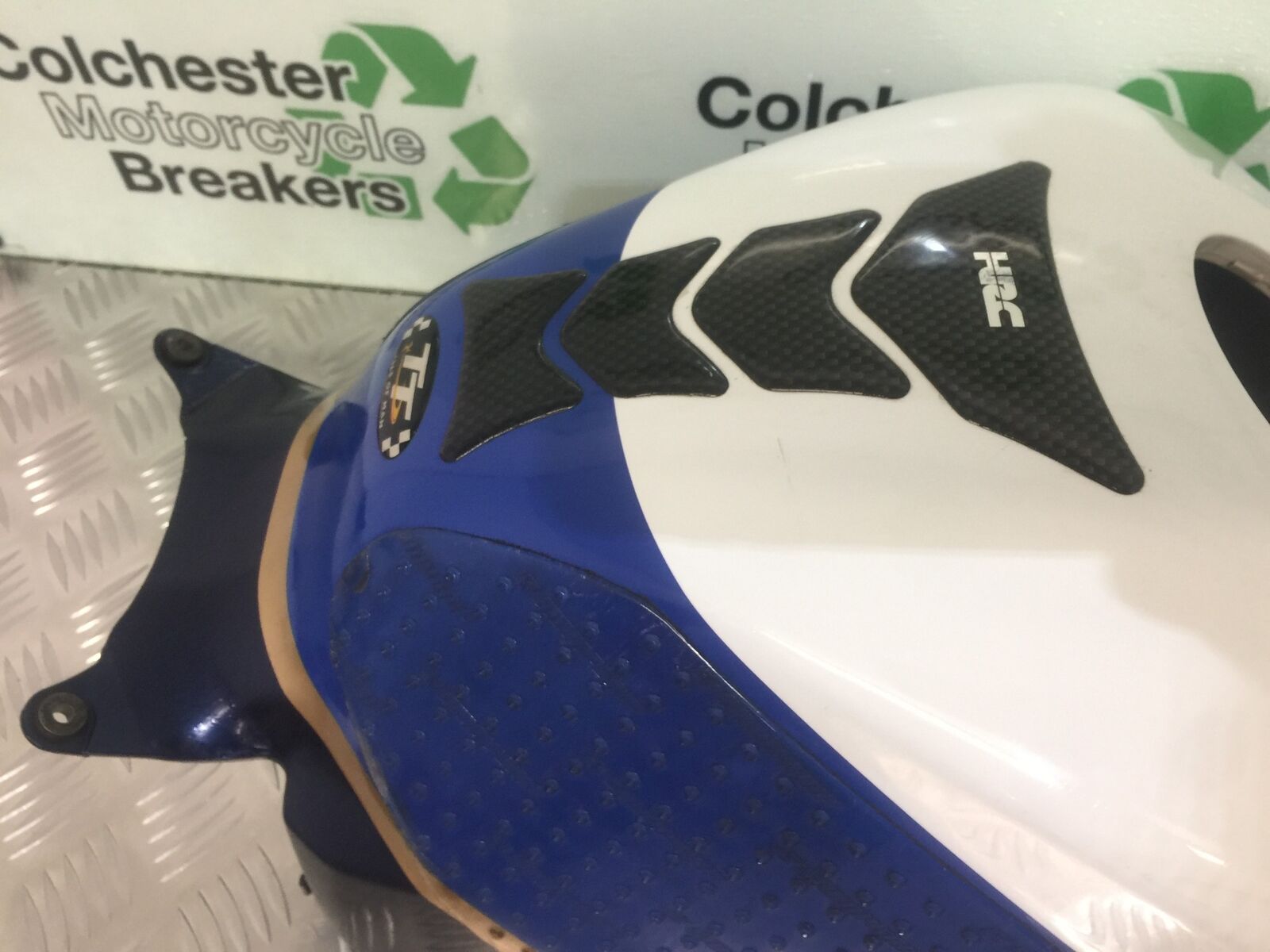 HONDA CBR1000 rr FIREBLADE PETROL TANK COVER   2008-2011 (STOCK 930)