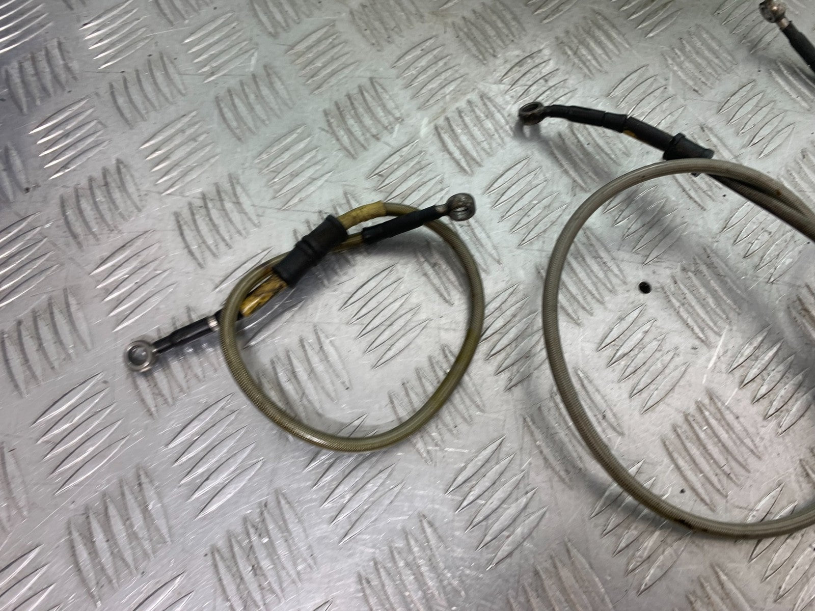 SUZUKI GSF600 GSF 600 BANDIT BRAIDED BRAKE LINES   2000-2004 (CMB1269)