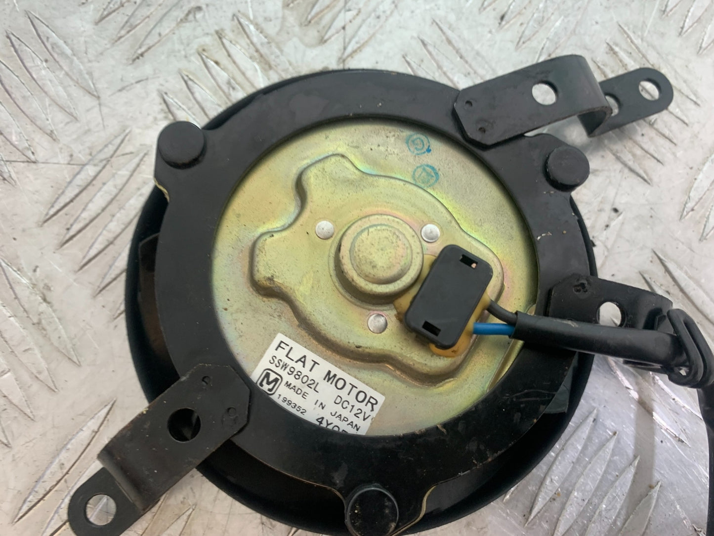 YAMAHA YZF R1 RADIATOR FAN   YEAR 2004-2006 (CMB1155)