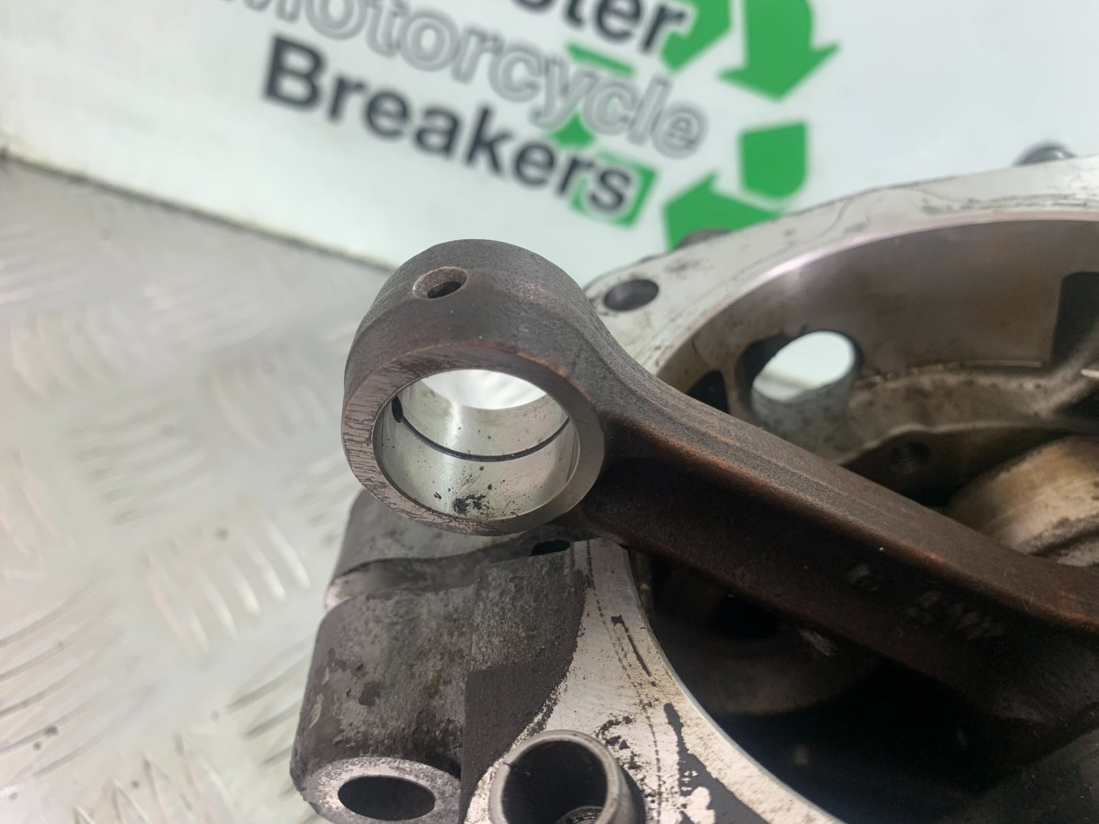 APRILIA 650 PAGASO STRADA CRANKSHAFT AND CASINGS  YEAR 2005-2010 (CMB1057)