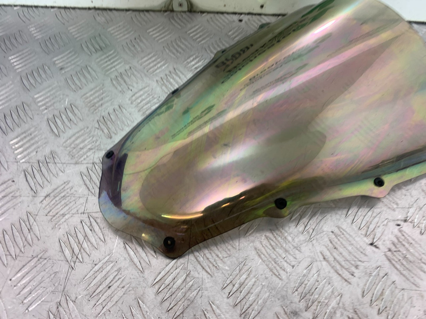 APRILIA RSV1000 R FACTORY MILLE SCREEN  2004-09 (CMB1203)