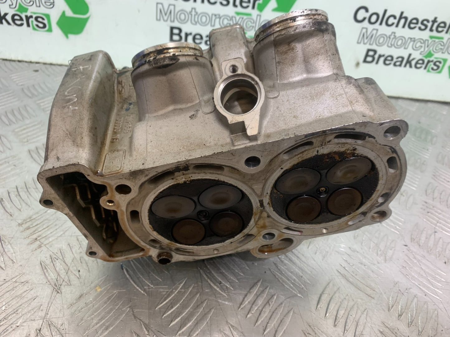APRILIA TUONO 1000 V4 FRONT CYLINDER HEAD & CAMS YEAR 2013-2014  (CMB1239)
