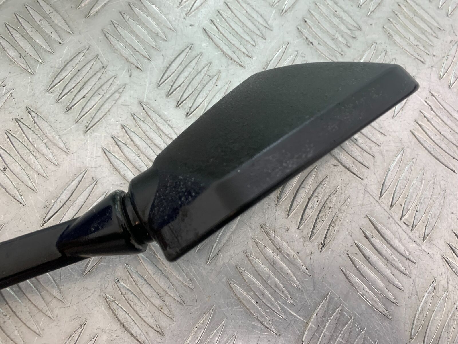 KAWASAKI Z750 Z 750 RIGHT MIRROR YEAR 2004-2006  (CMB1104)