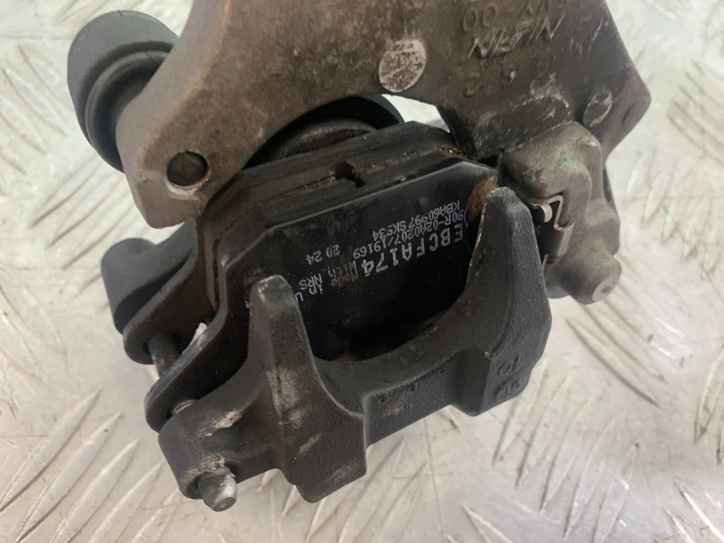 YAMAHA YZF R1 14 B BIG BANG REAR BRAKE CALIPER   2009-14 (CMB1175)