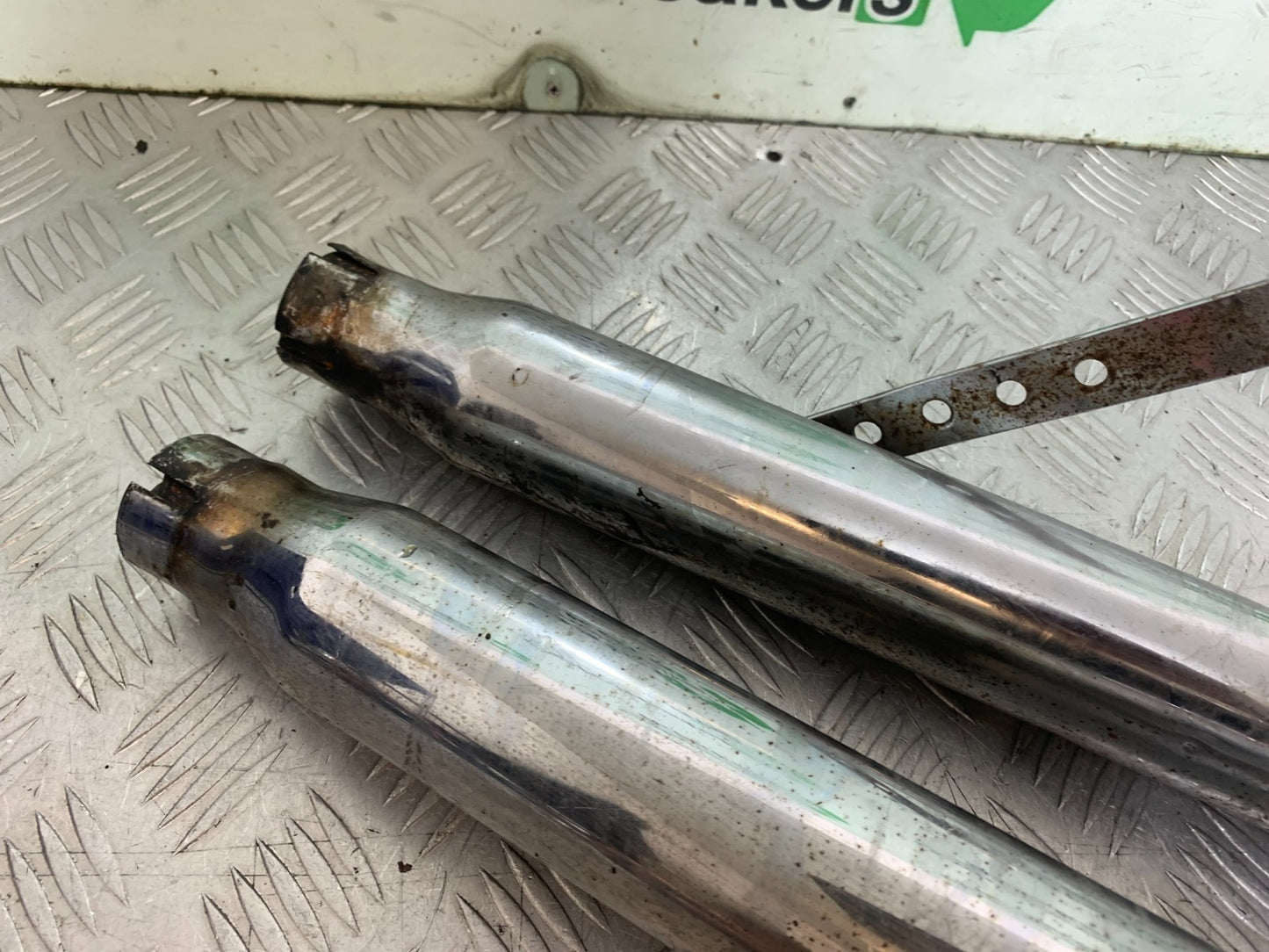 HONDA VT700 VT 700 SHADOW AFTERMARKET SILENCERS   YEAR 1984-85 (CMB1328)