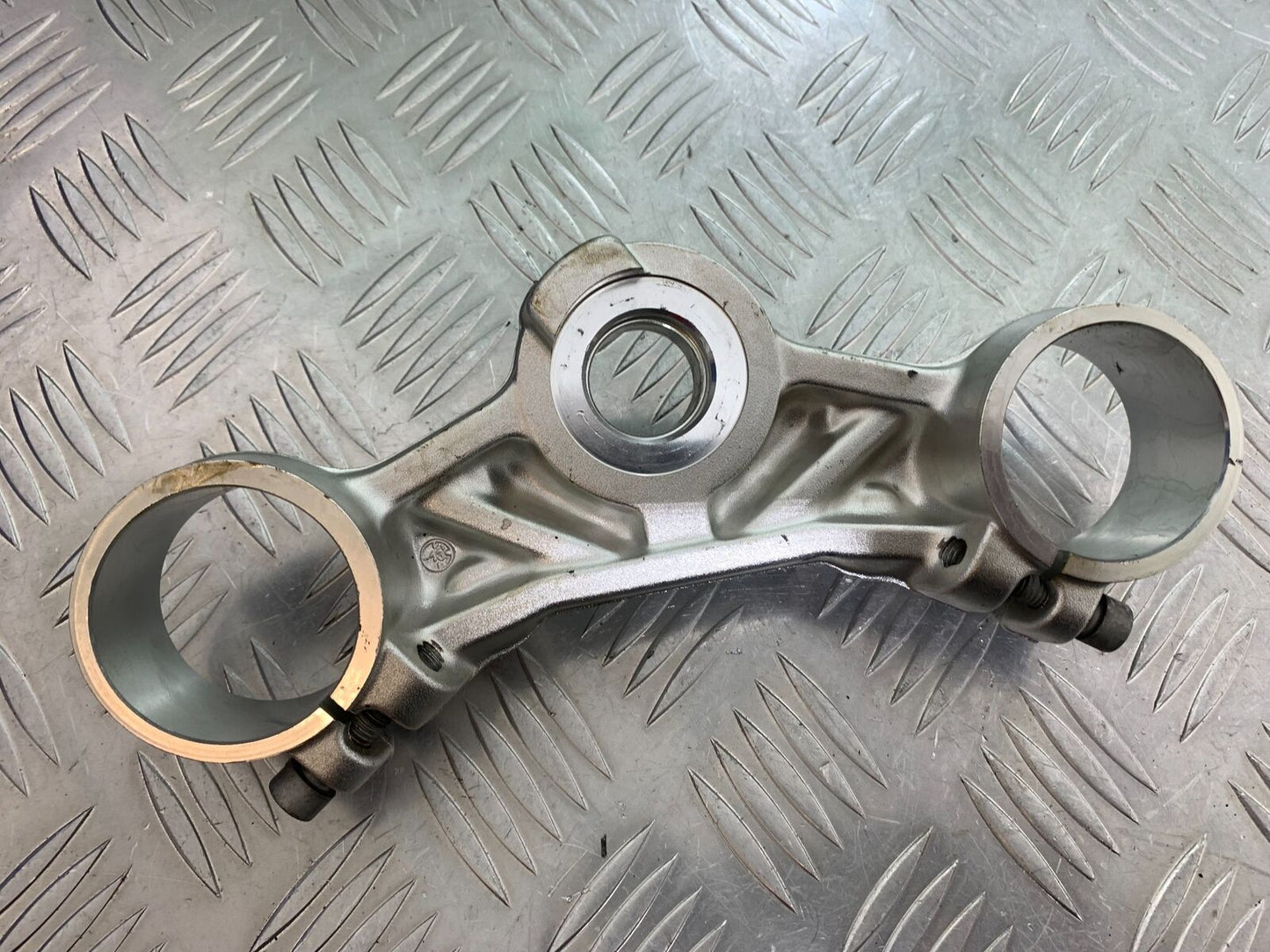 TRIUMPH TIGER 800 XC TOP YOKE YEAR 2011-2014 (CMB1022)