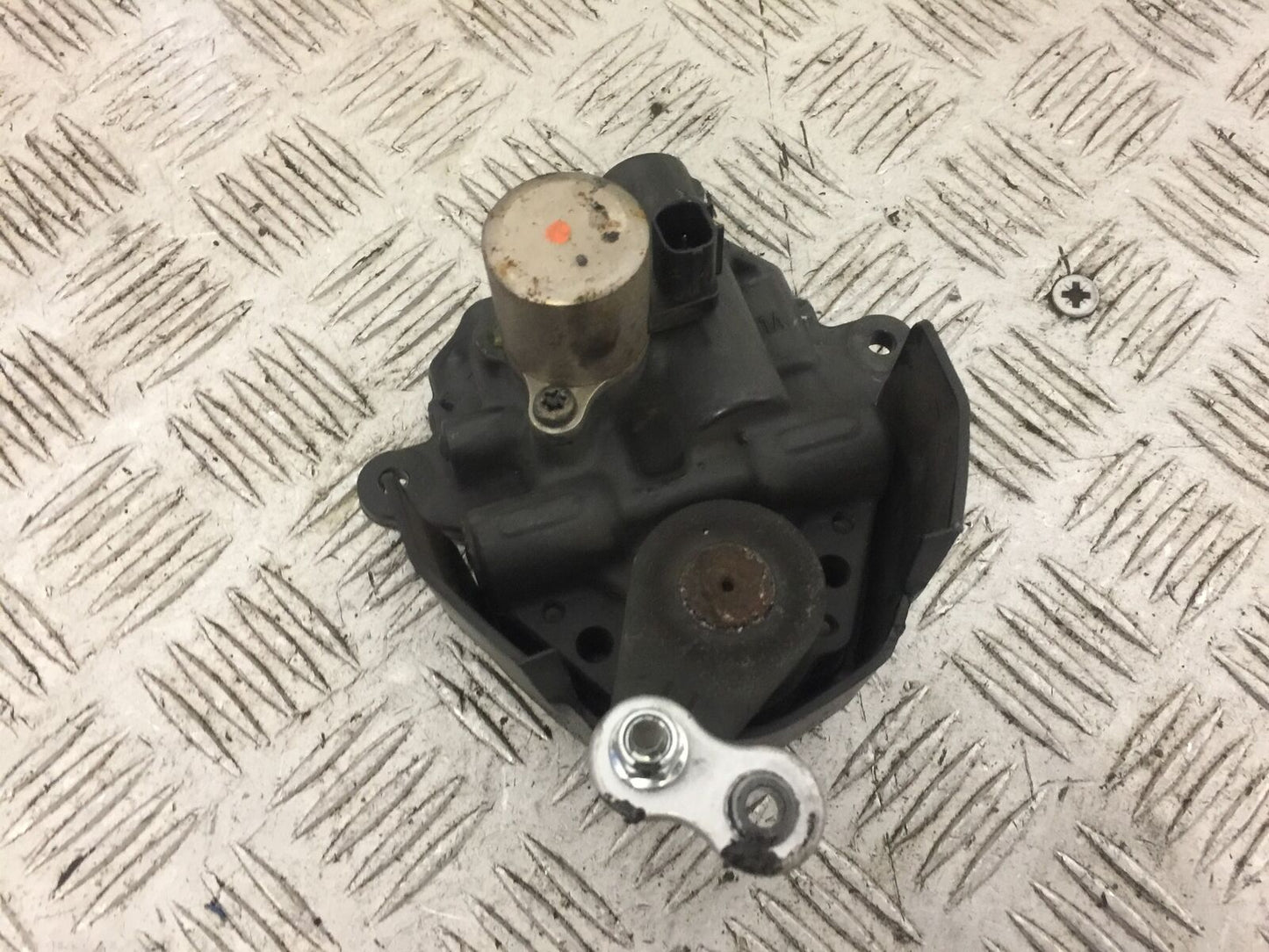 HONDA CBR1000 rr FIREBLADE STEERING DAMPER   YEAR 2004-07 (STOCK 690)