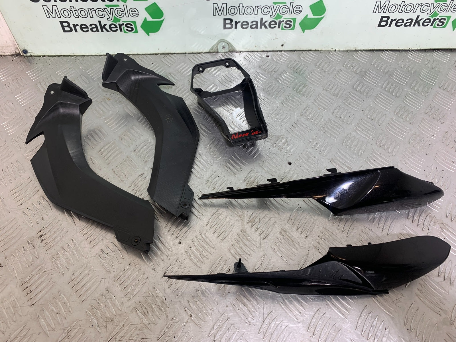 KAWASAKI ZX10R ZX 10R FAIRING BODY KIT (GENUINE) YEAR 2011-2015 (CMB1154)