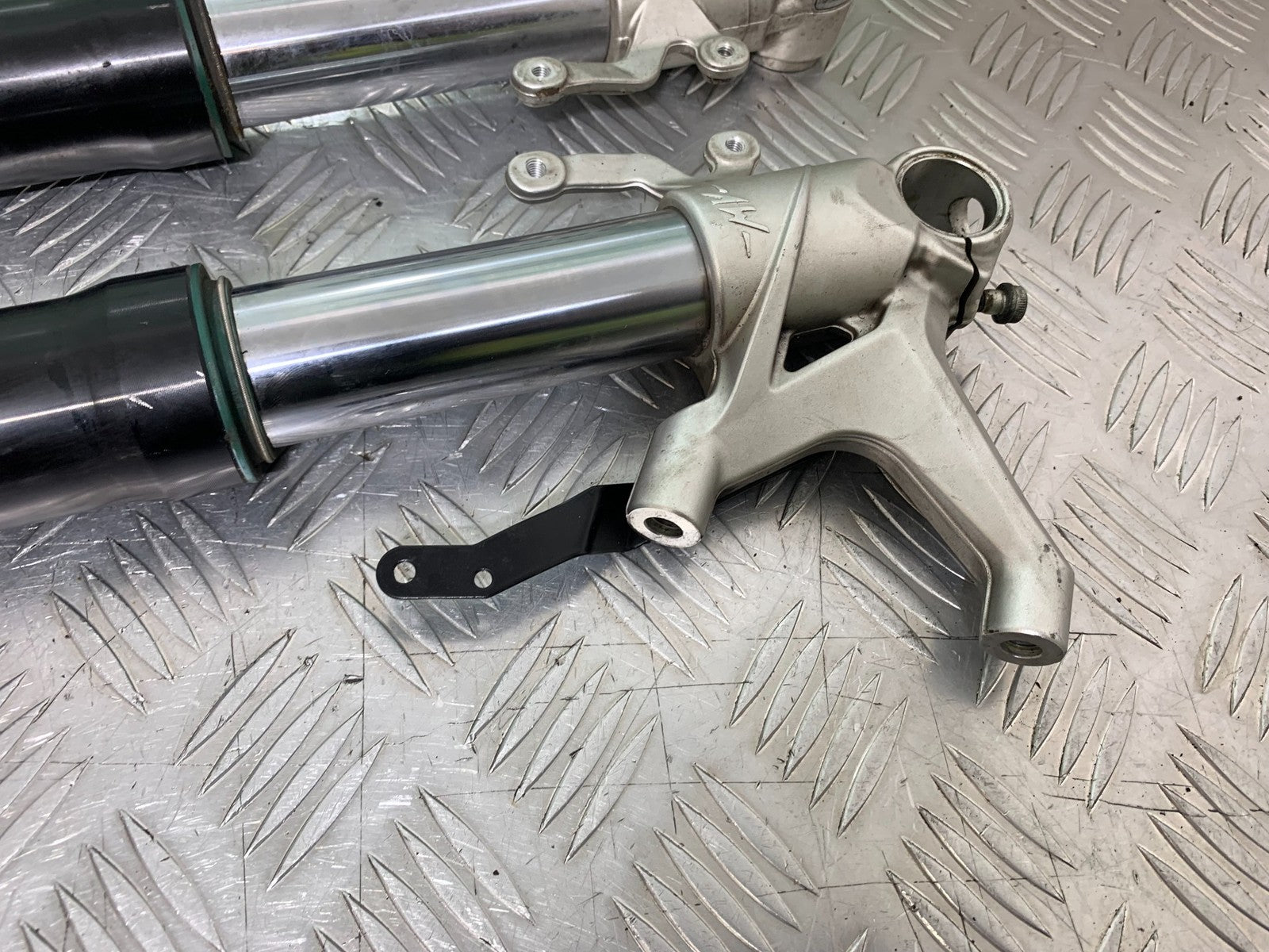 MV AGUSTA 800 F3 FORKS  YEAR 2017-2019 (CMB1227)