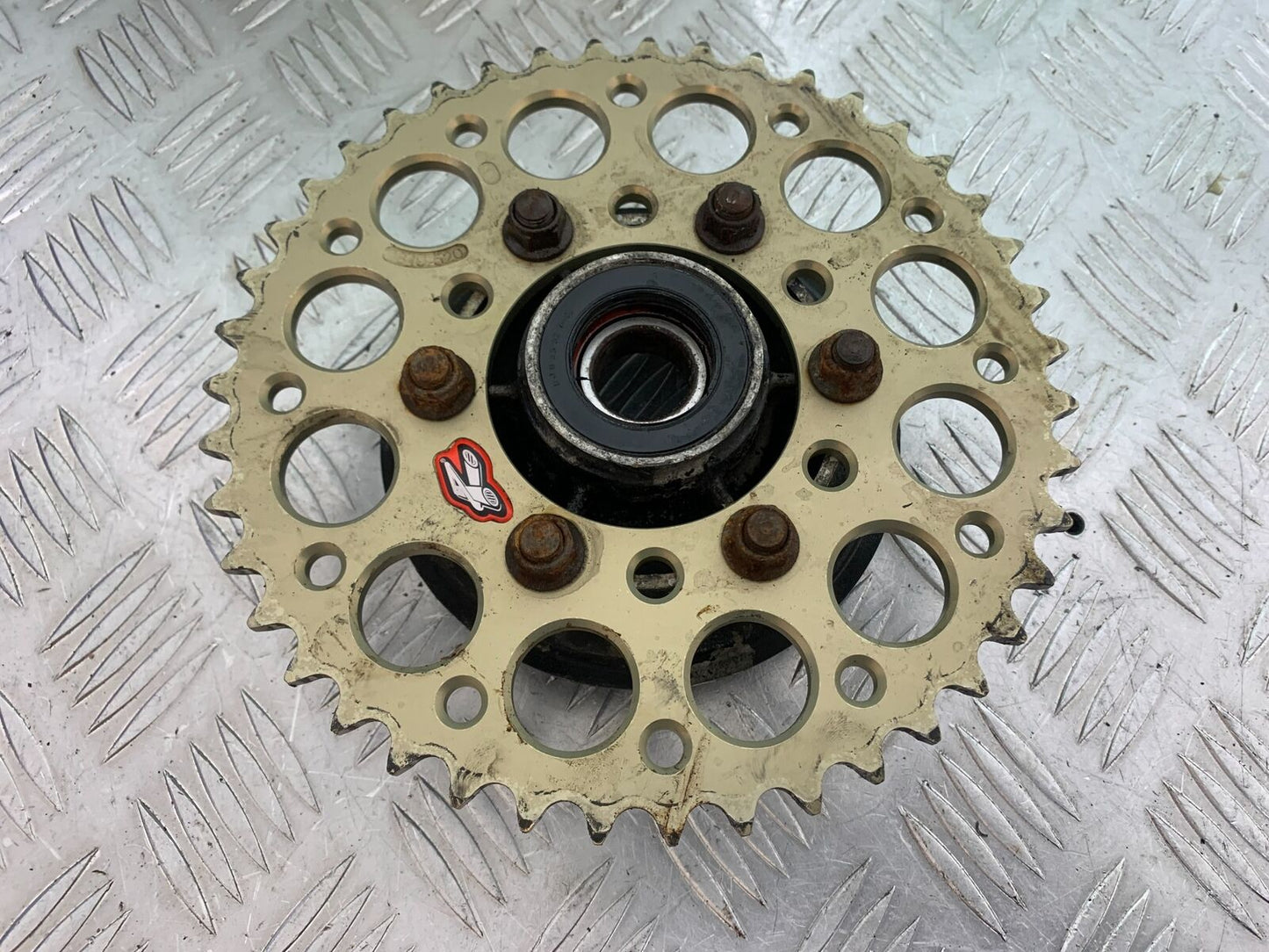 KAWASAKI Z750 Z 750 SPROCKET CARRIER  YEAR 2004-2006  (CMB1104)