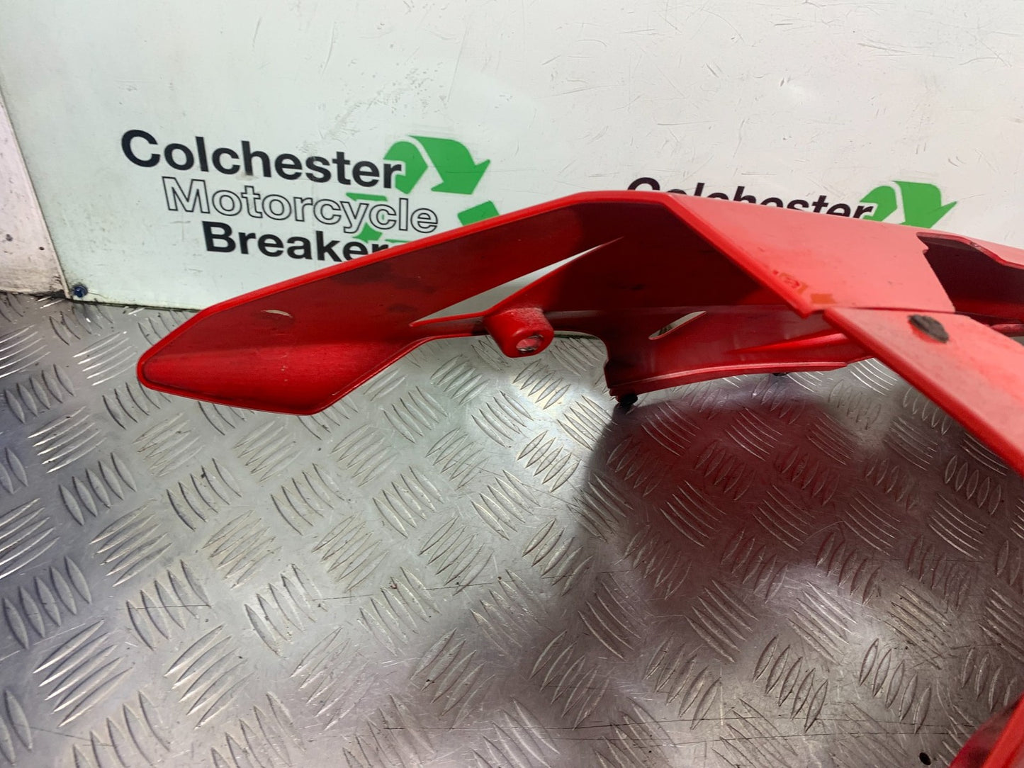 DUCATI 1198 S BELLYPAN YEAR 2009-2011 (CMB1219)