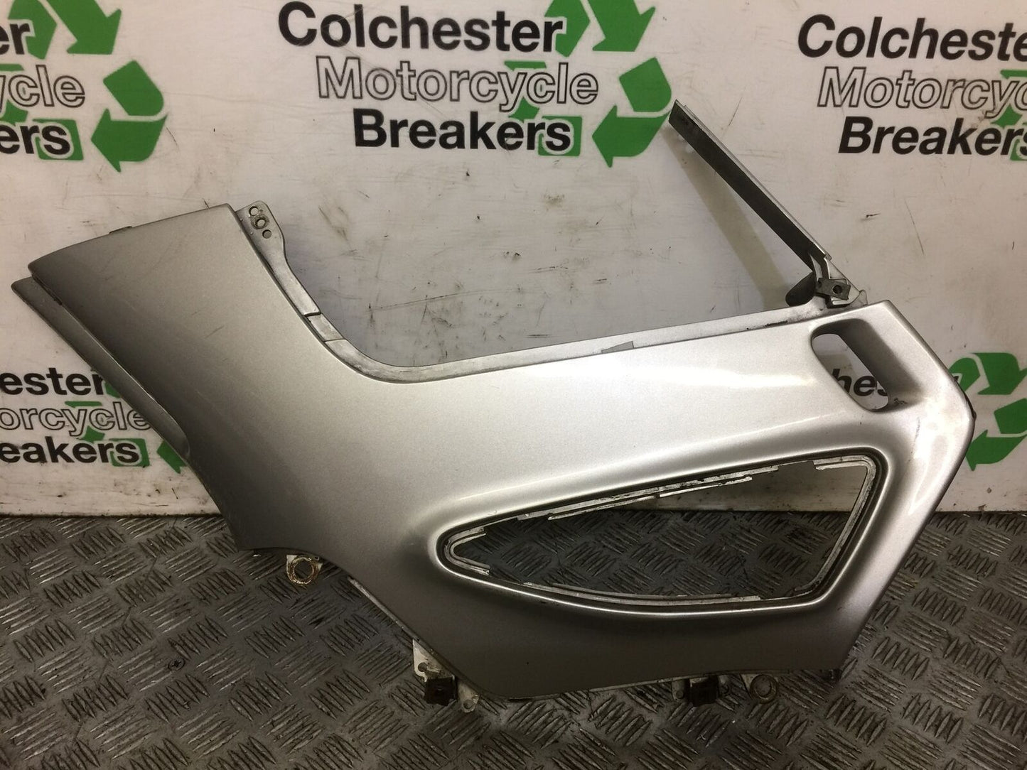 HONDA ST1100 ST 1100 PAN EUROPEAN LEFT MIDDLE FAIRING  YEAR 1992 (STOCK NO 584)