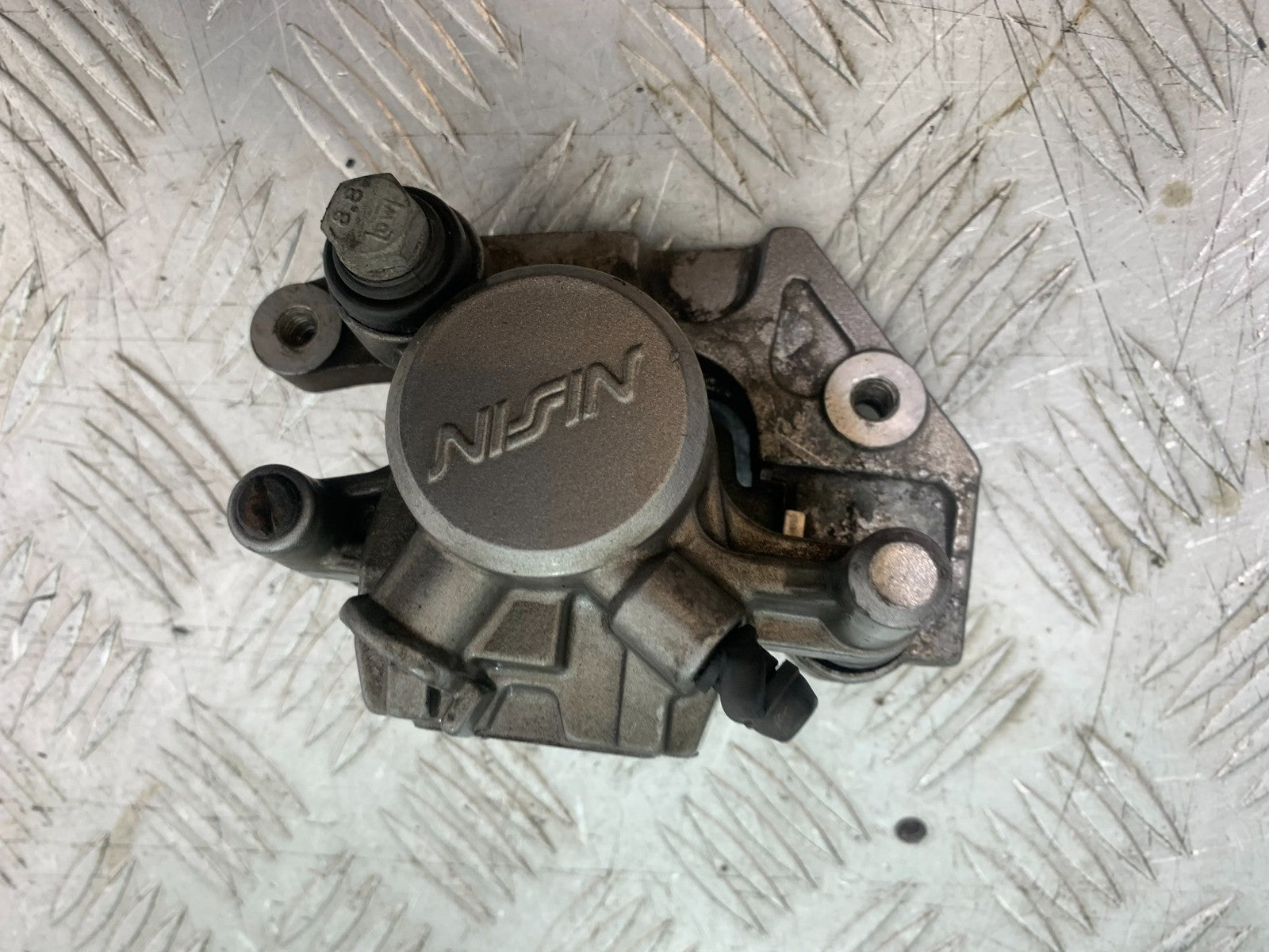 HONDA NTV 600 REVERE REAR BRAKE CALIPER    YEAR 1988-1996  (CMB1281)