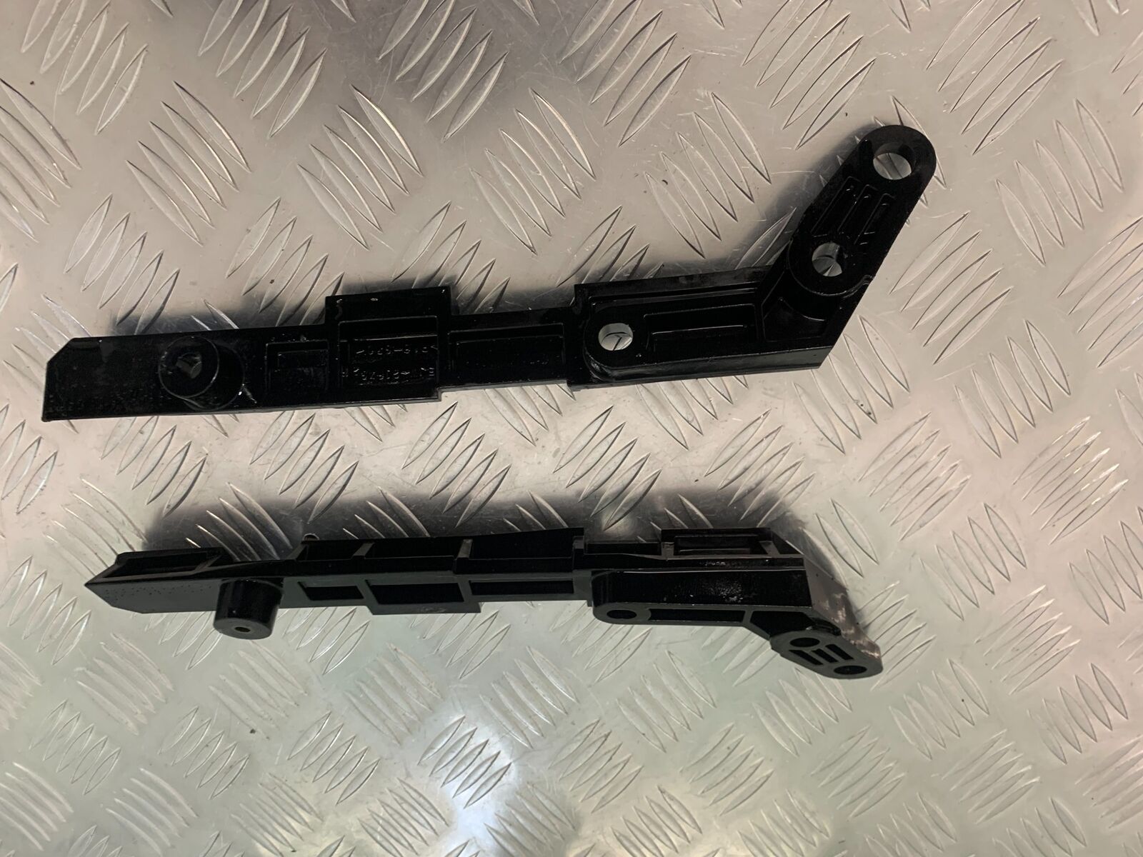 YAMAHA FJR1300 FJR 1300 PANNIER RAILS  YEAR 2001-05 (STOCK 946)