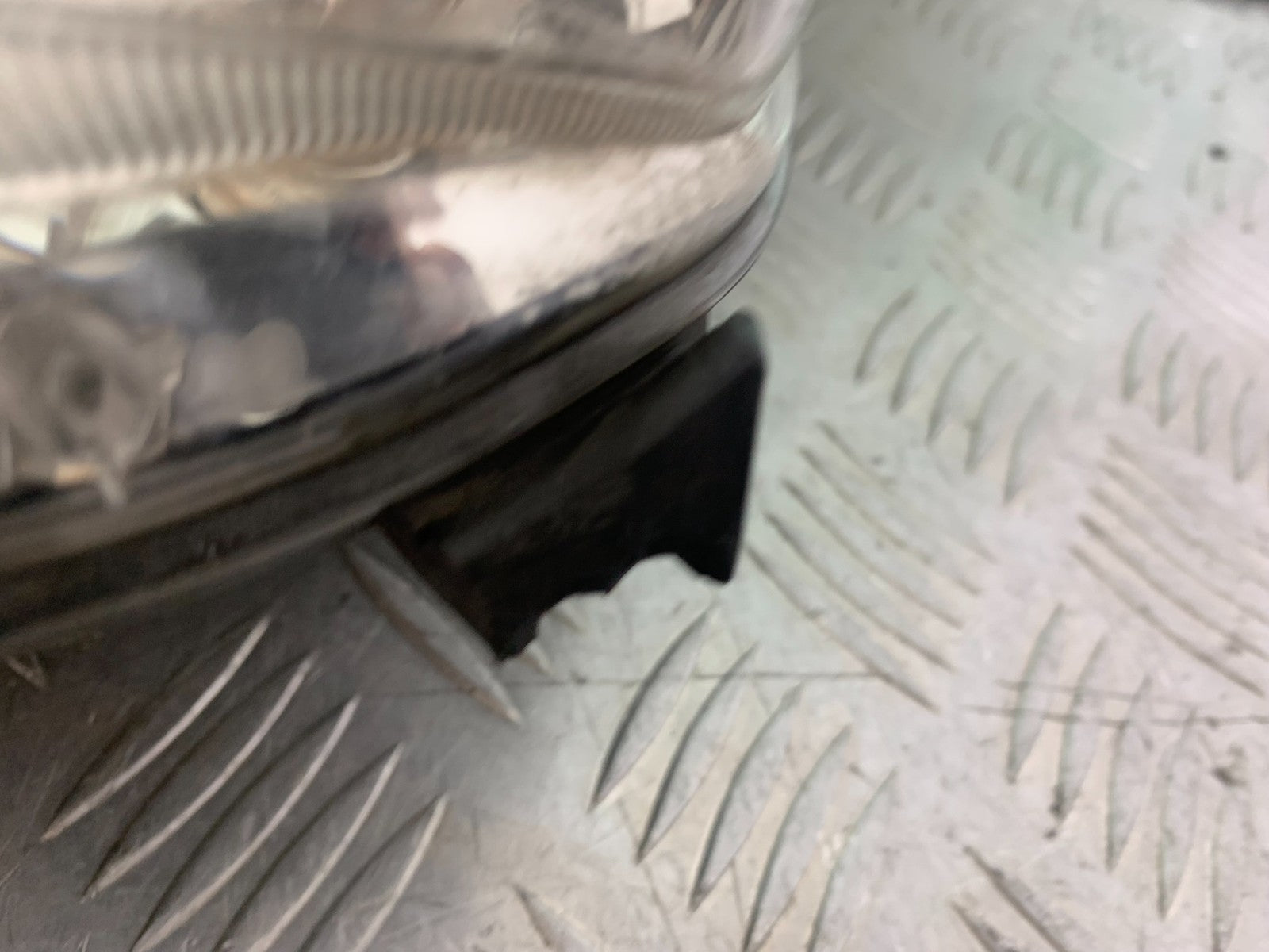 YAMAHA XMAX 250 XMAX 250 HEADLIGHT  YEAR 2006-09 (CMB1201)
