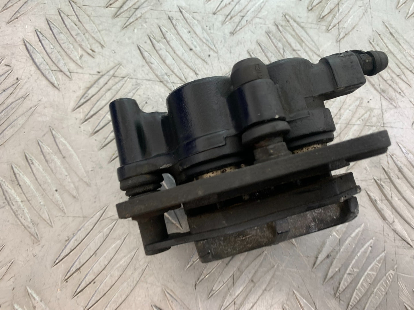 TRIUMPH SPEED TRIPLE R 1050 REAR BRAKE CALIPER 2009 (CMB1183)