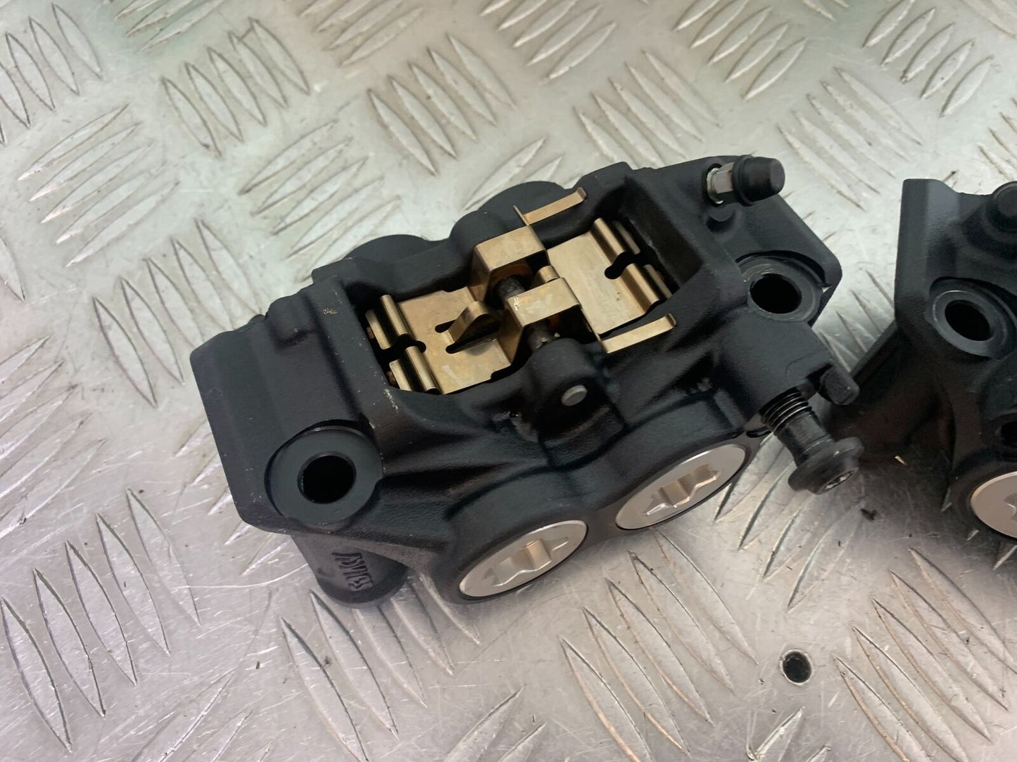 YAMAHA XSR900 XSR 900 FRONT BRAKE CALIPERS   YEAR 2021-2022 (CMB1073)