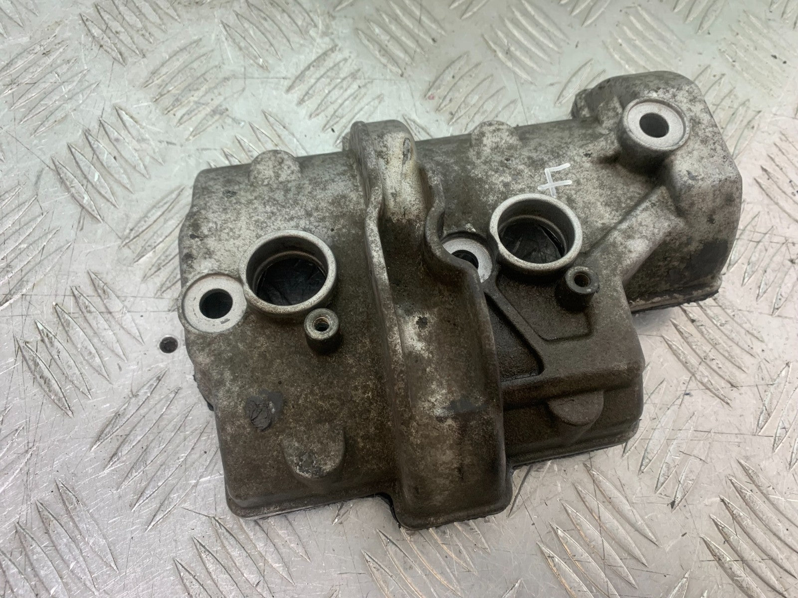 APRILIA TUONO 1000 V4 FRONT ROCKER COVER  YEAR 2013-2014  (CMB1239)