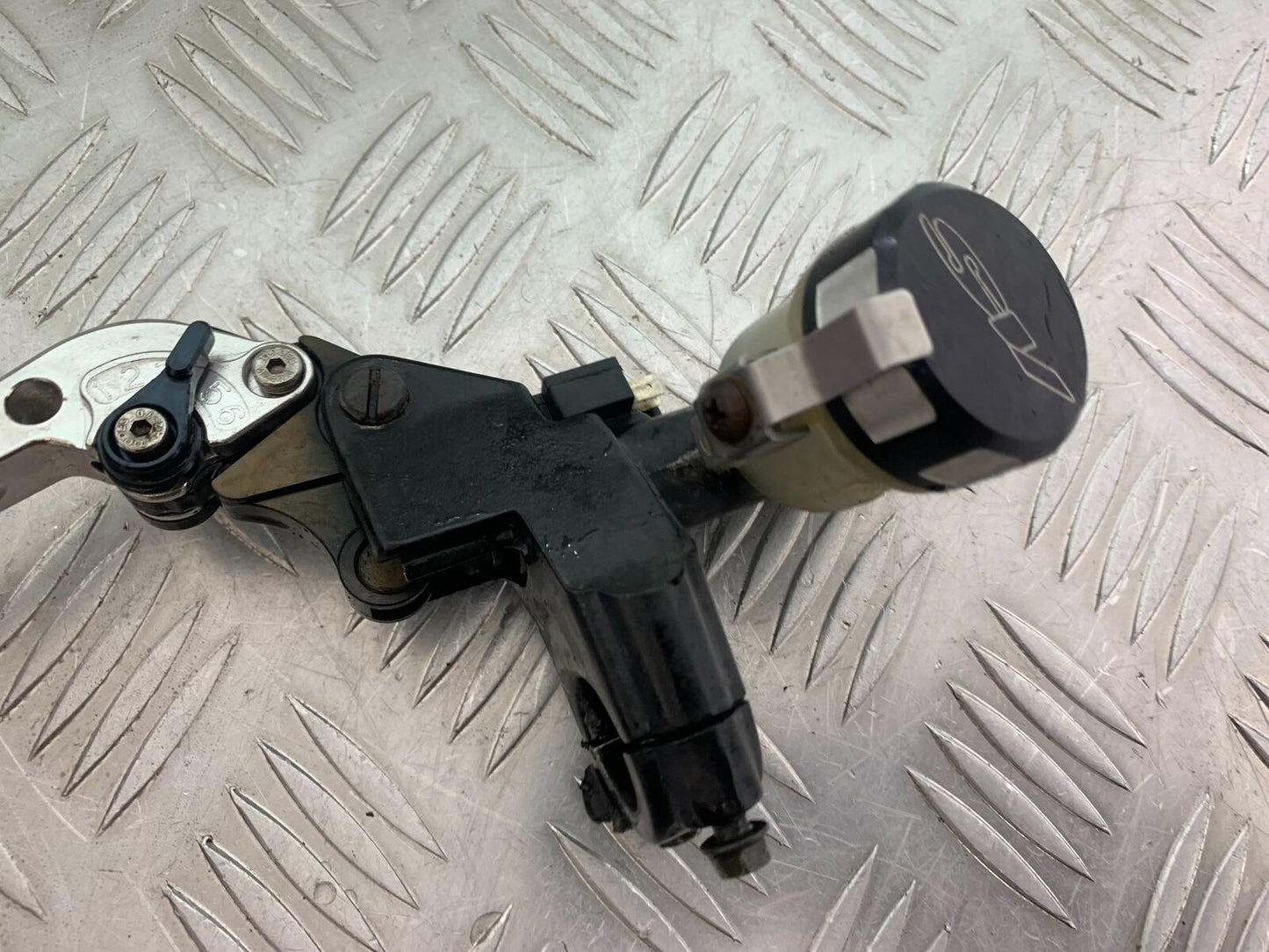 SUZUKI SV1000 SV 1000 K4 CLUTCH MASTER CYLINDER  YEAR 2003-2007 (CMB1042)