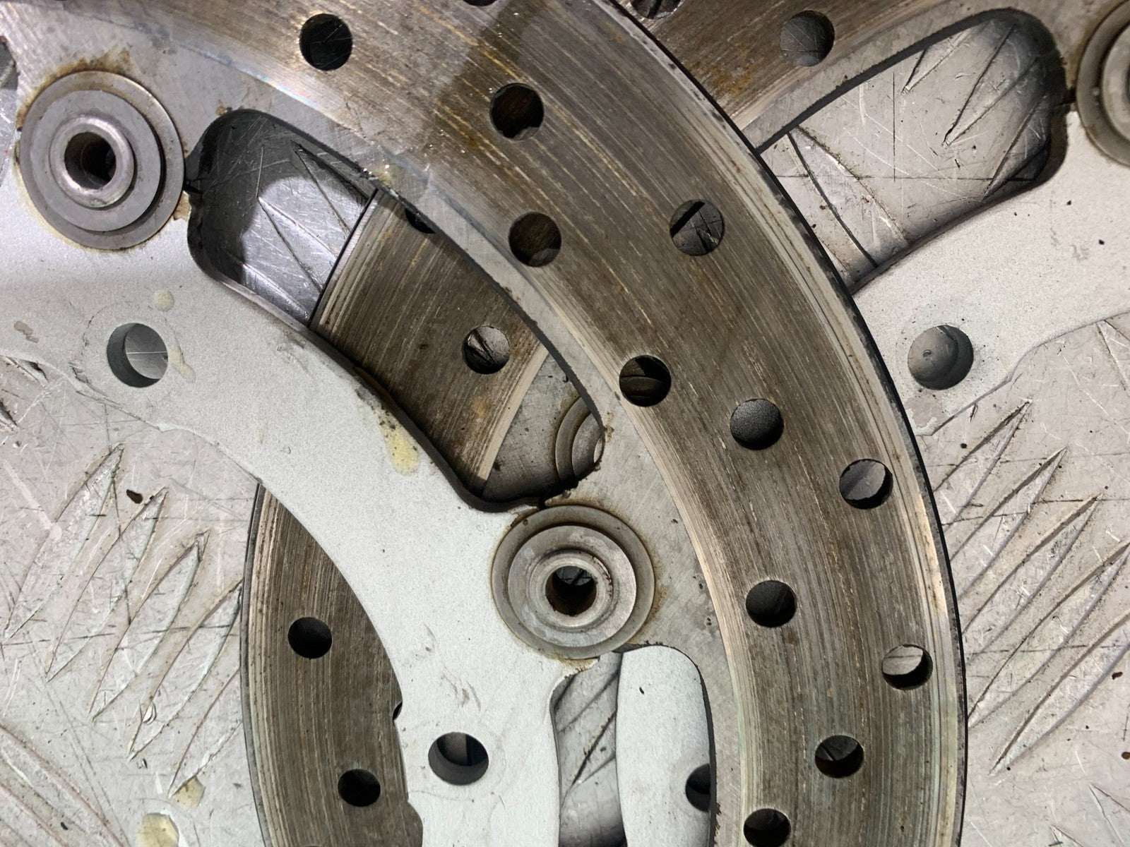 YAMAHA XVS 1300 MIDNIGHT STAR FRONT BRAKE DISCS  YEAR 2007-16 (CMB1200)