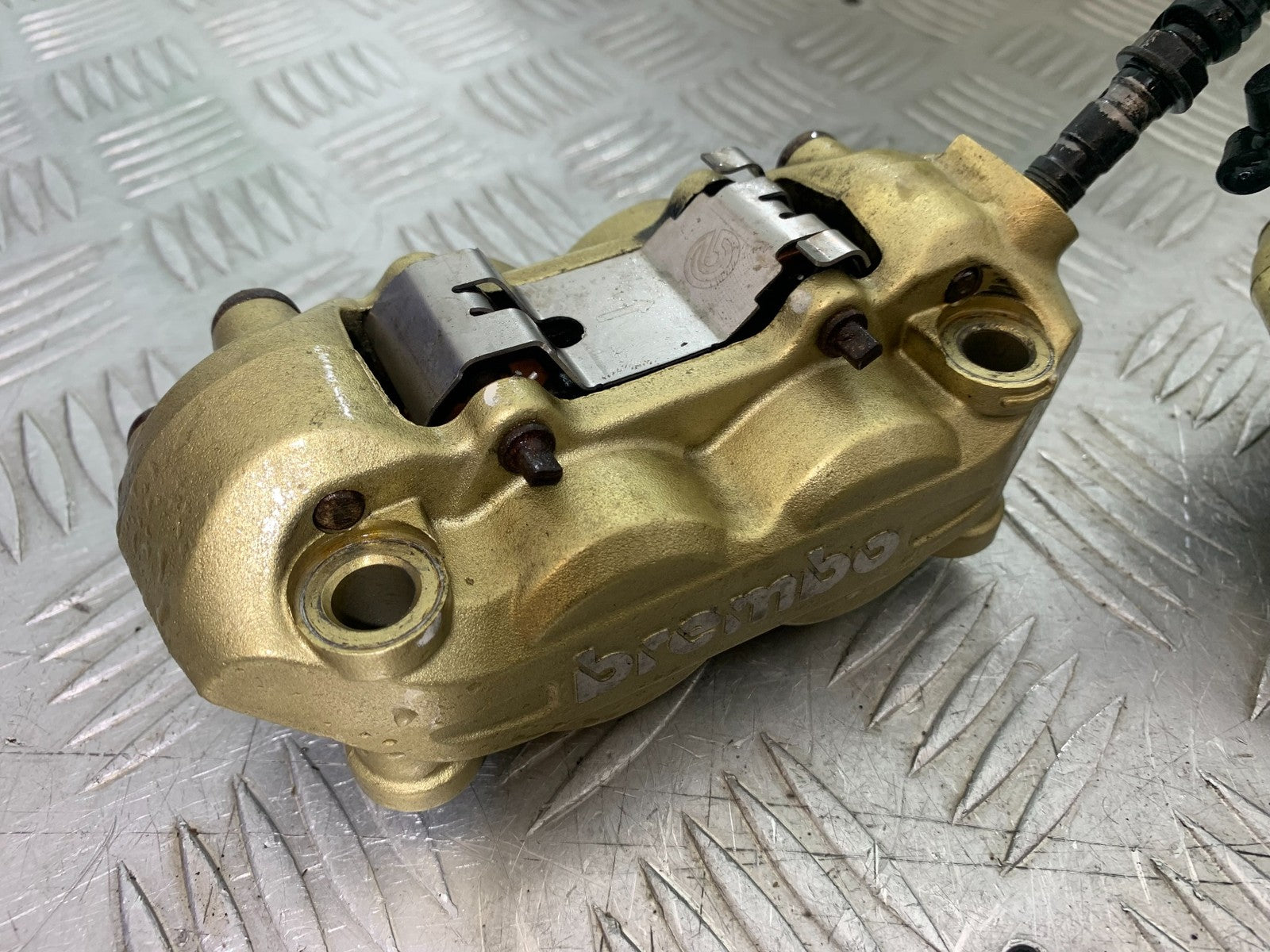 APRILIA TUONO 1000 V4 FRONT BRAKE CALIPERS  YEAR 2013-2014  (CMB1239)