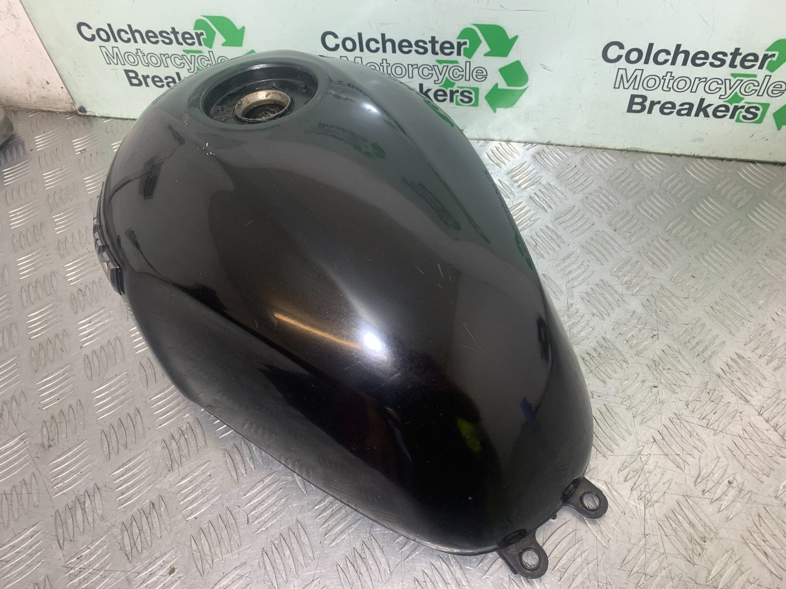 SUZUKI GSX750 INAZUMA PETROL TANK  YEAR 1998-2003 (CMB1308)
