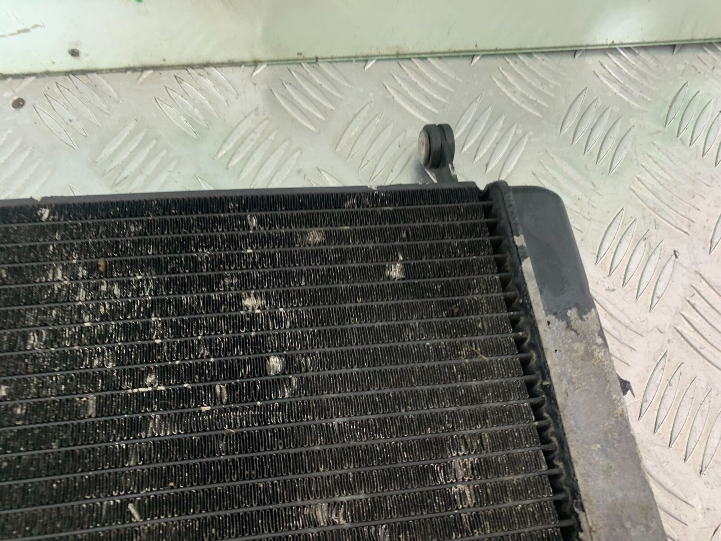 YAMAHA YZF600 YZF 600 THUNDERCAT RADIATOR  1996-2003 (CMB1105)