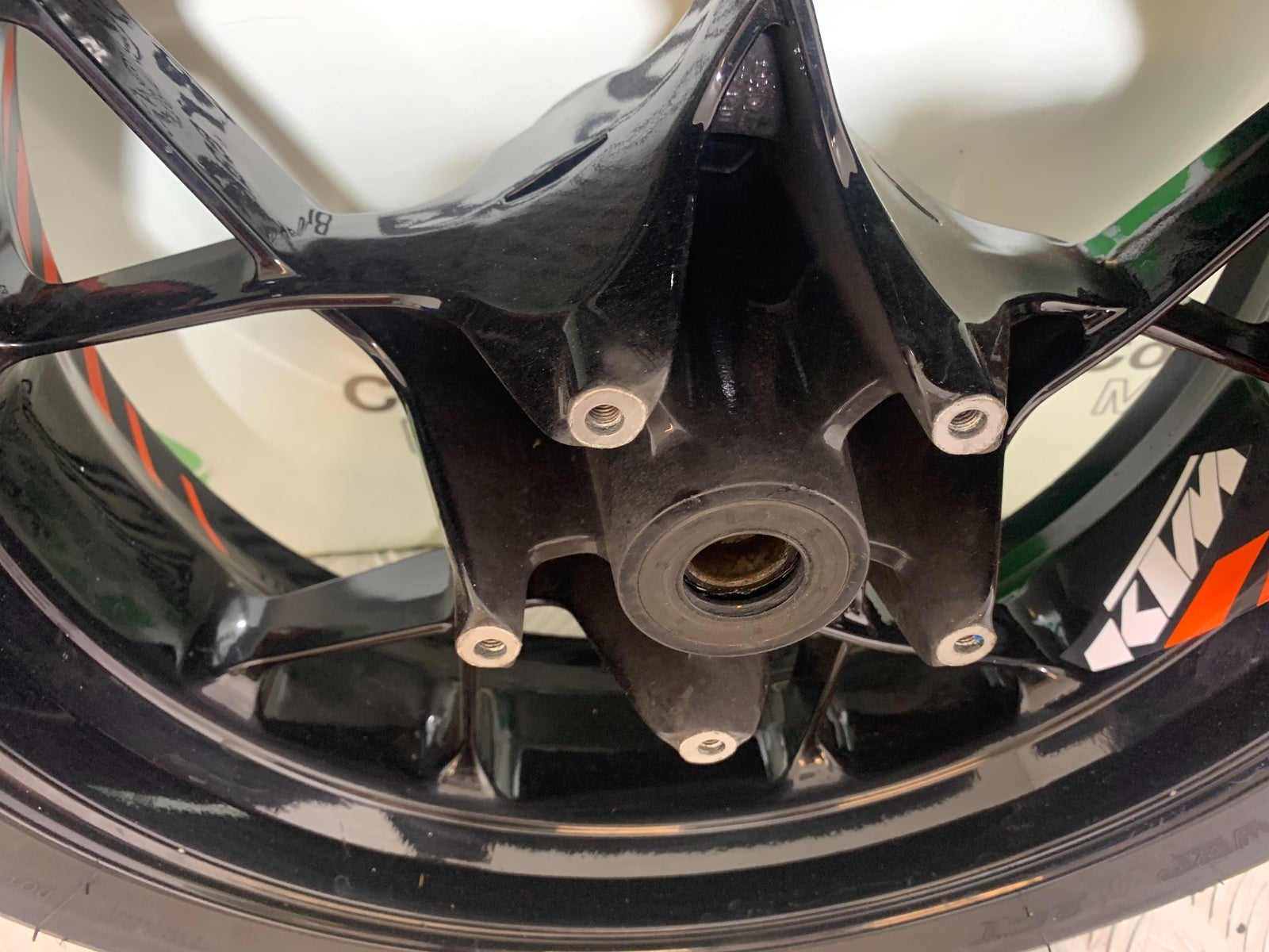 KTM 790 DUKE REAR WHEEL YEAR 2018-2021  (CMB11150)