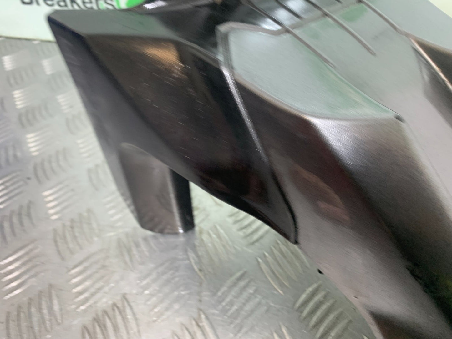 APRILIA 650 PAGASO STRADA FRONT MUDGUARD  YEAR 2005-2010 (CMB1260)