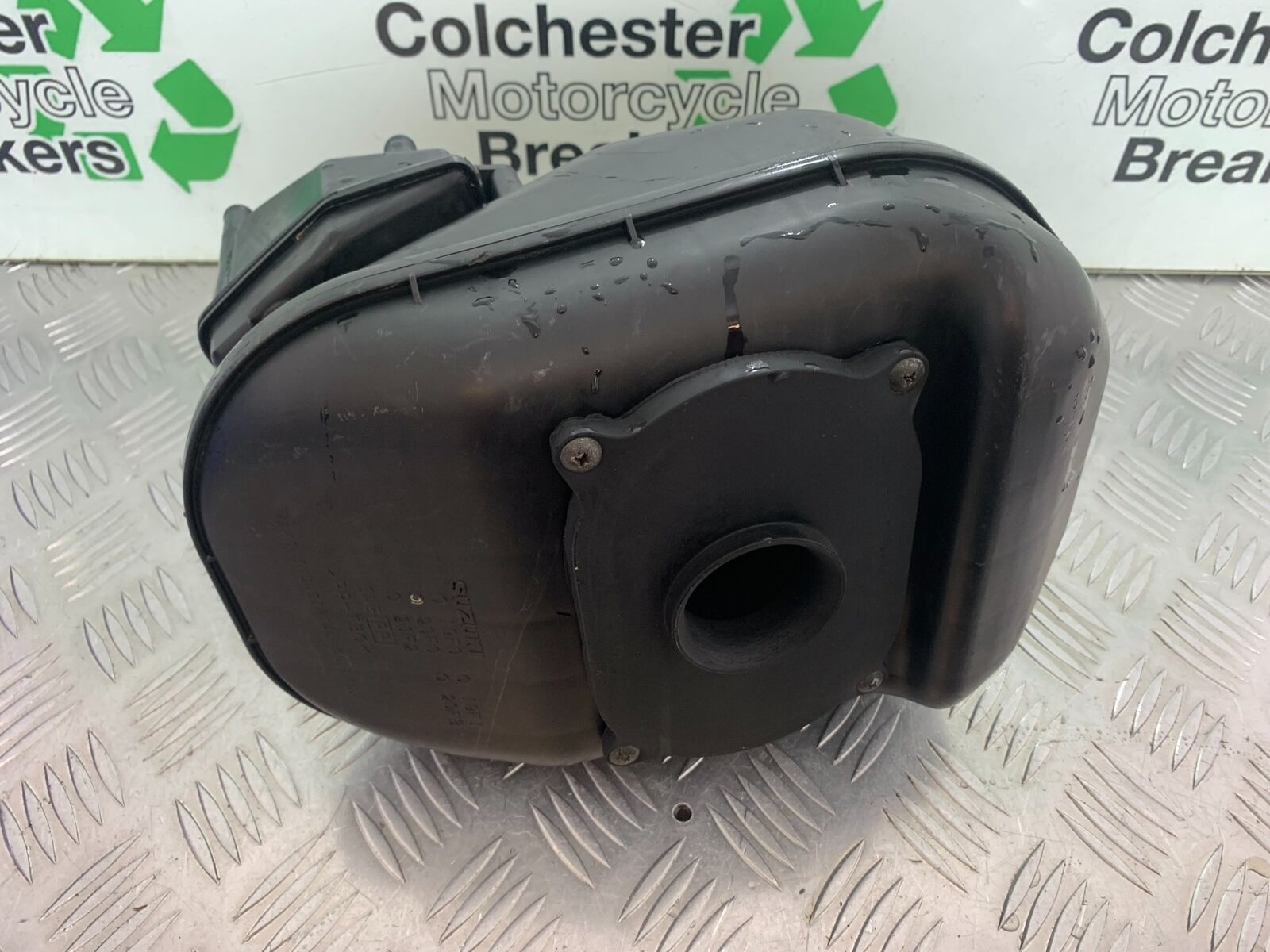 SUZUKI SV650 SV 650 mk1 AIRBOX  YEAR 1999-2002 (CMB1036)